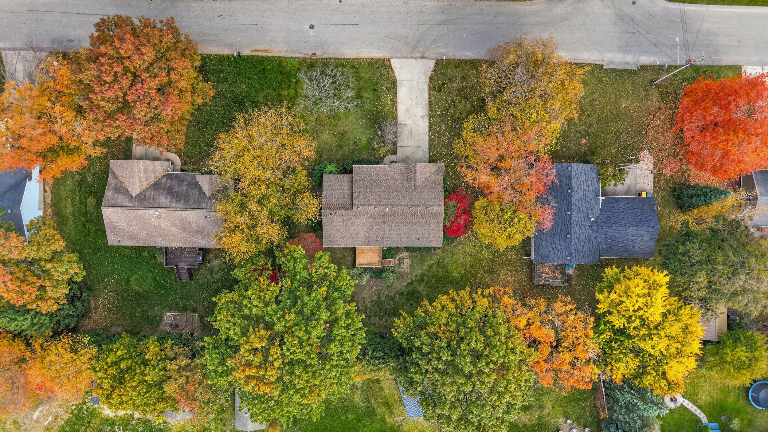 12926 N Bellwood Drive Holland MI 49424