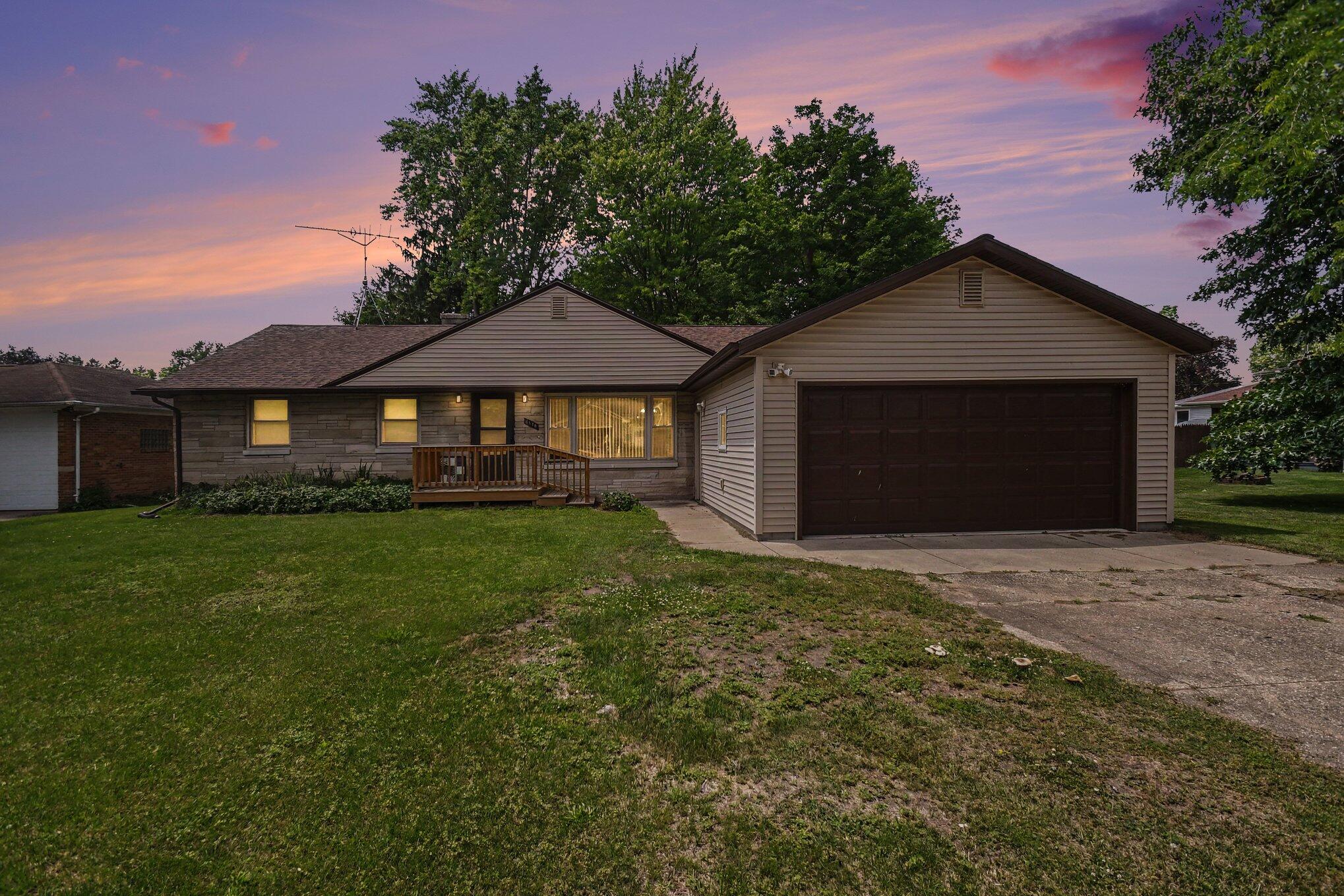 2176 Truman Drive Benton Harbor MI 49022