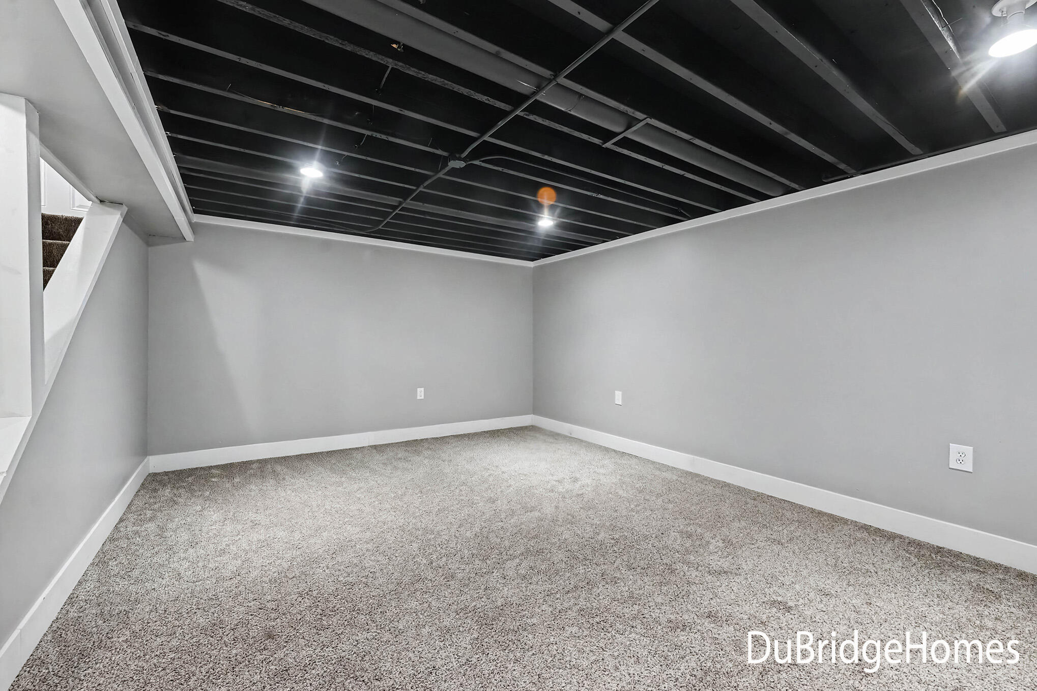591 Fairway Drive NW Grand Rapids MI 49534