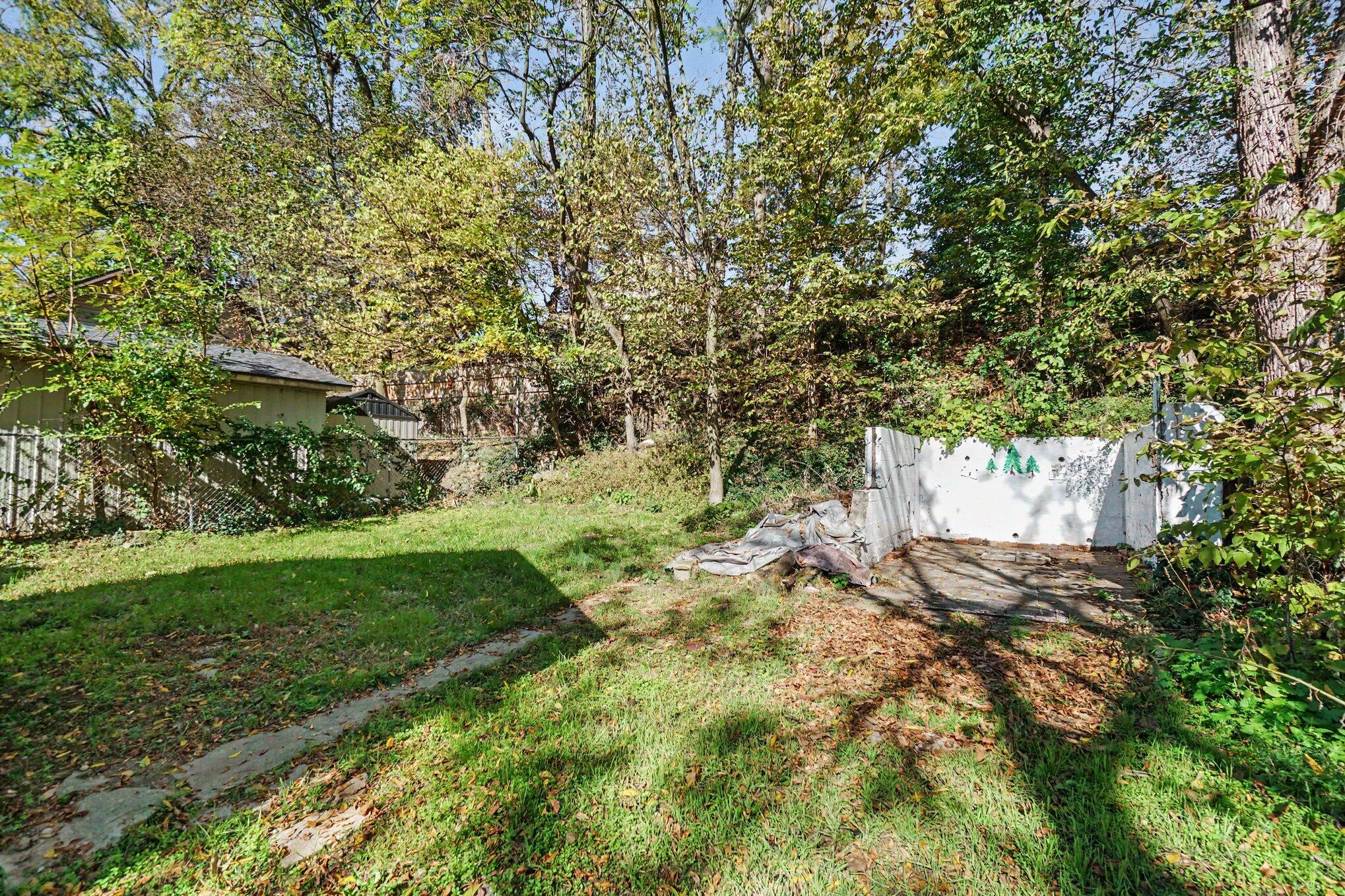 604 Pioneer Street Kalamazoo MI 49008