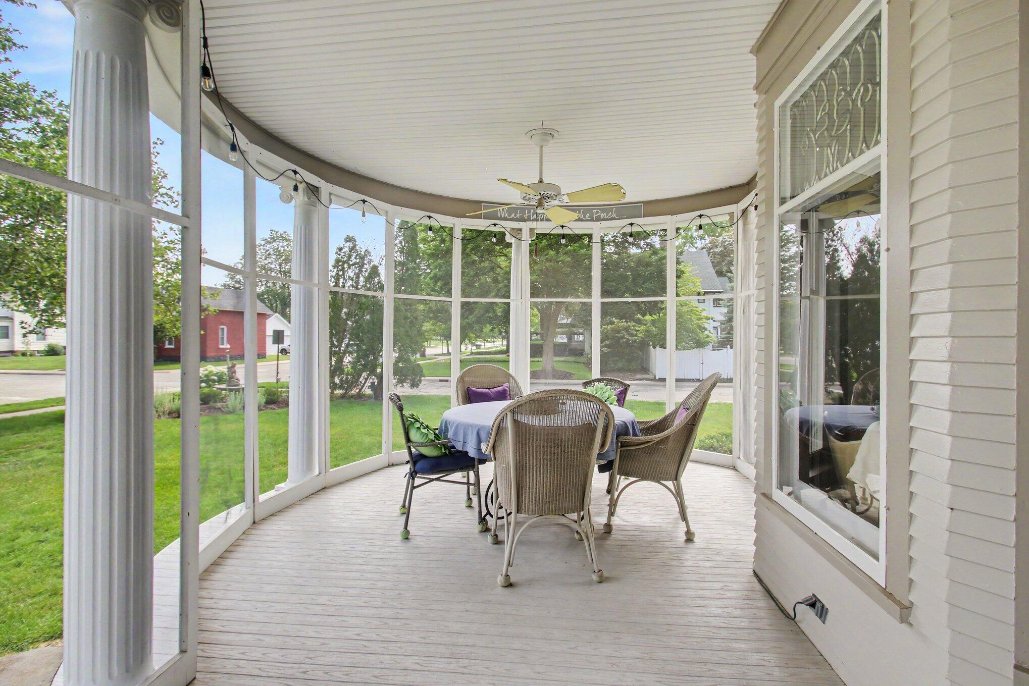 360 E Central Avenue Zeeland MI 49464
