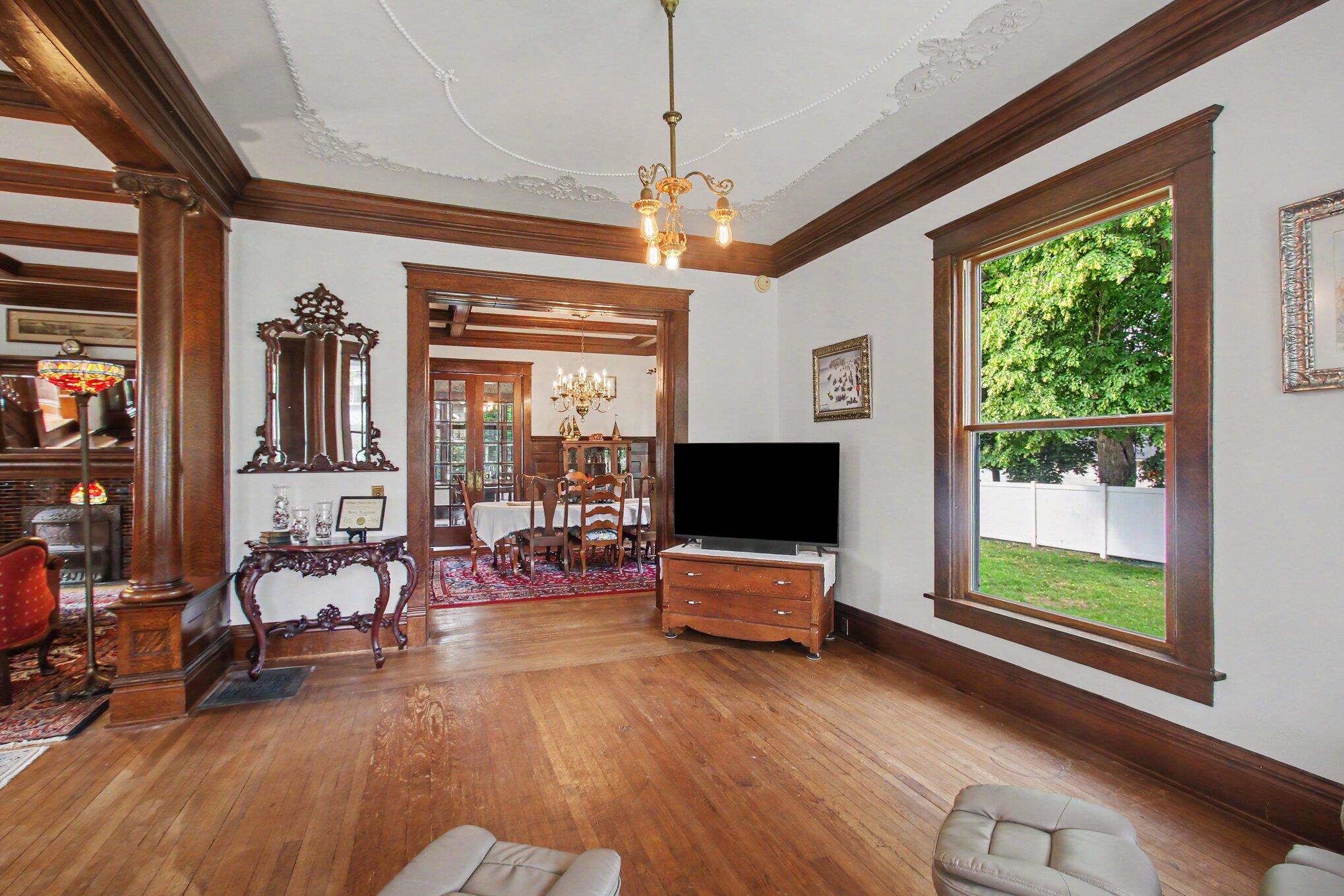 360 E Central Avenue Zeeland MI 49464