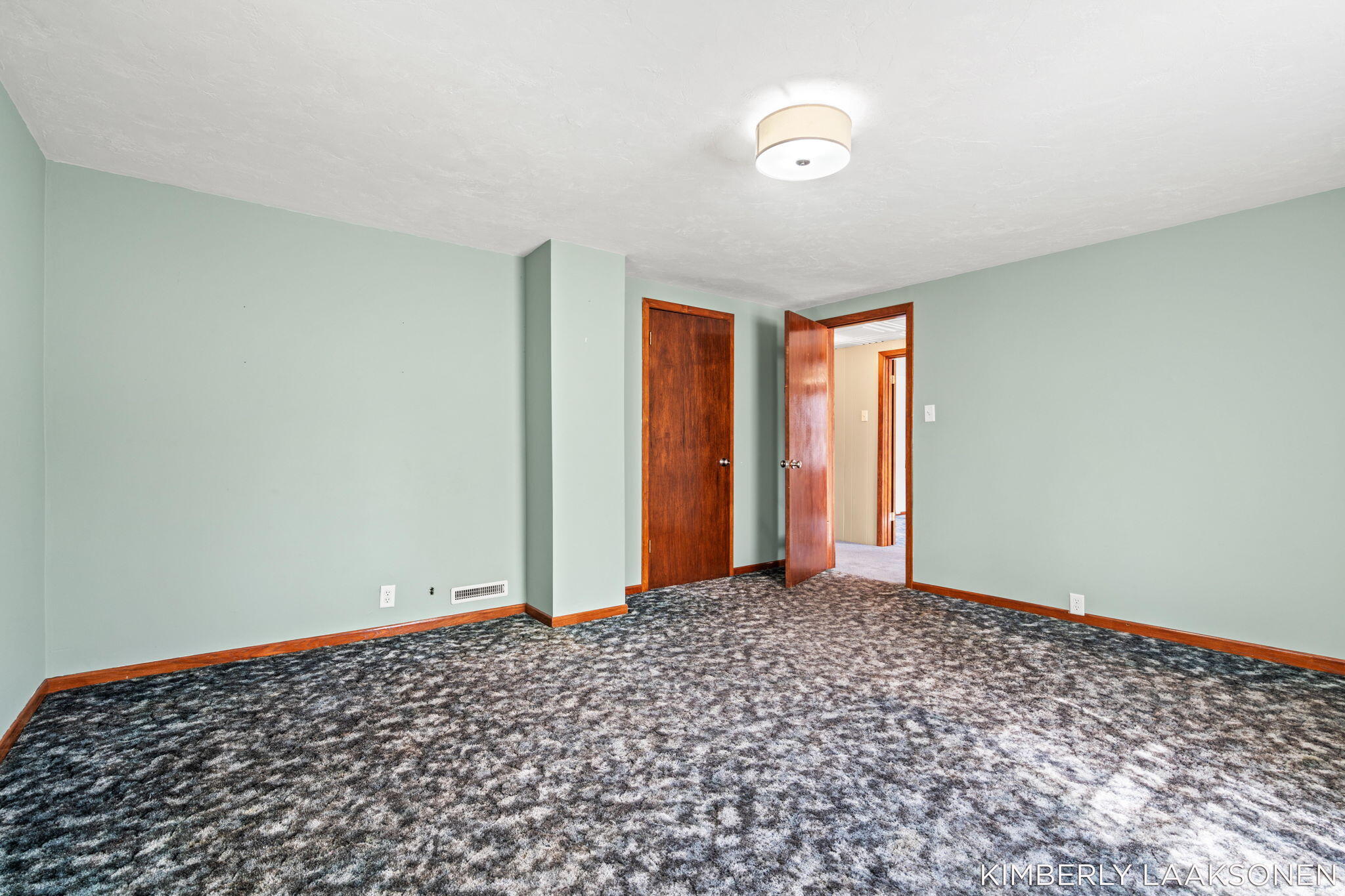 897 W 32nd Street Holland MI 49423