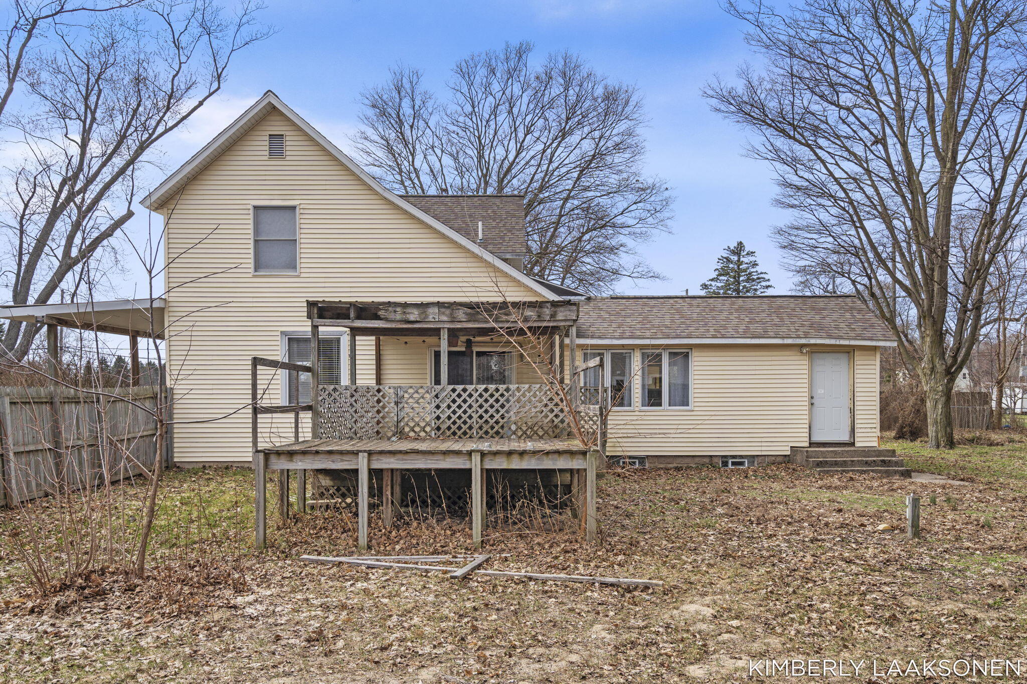 897 W 32nd Street Holland MI 49423