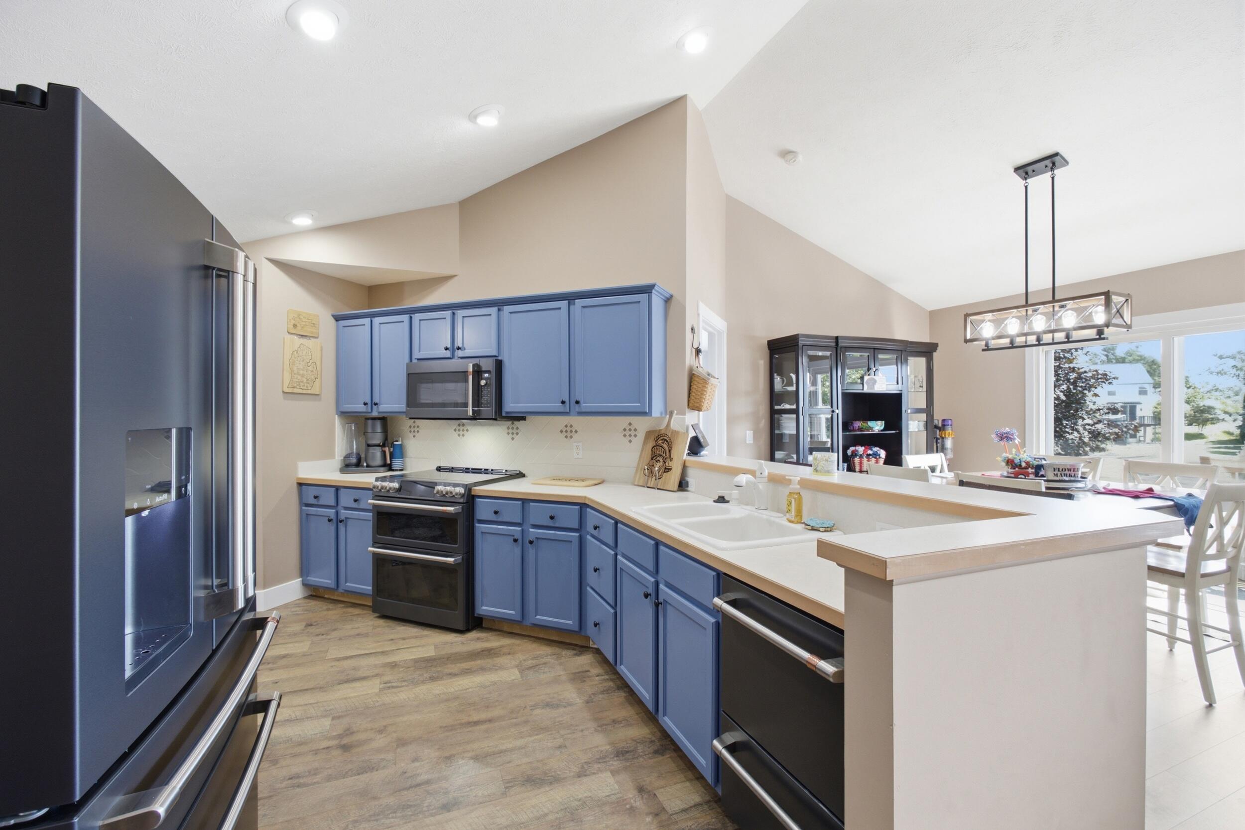 6682 Windflower Way Muskegon MI 49444
