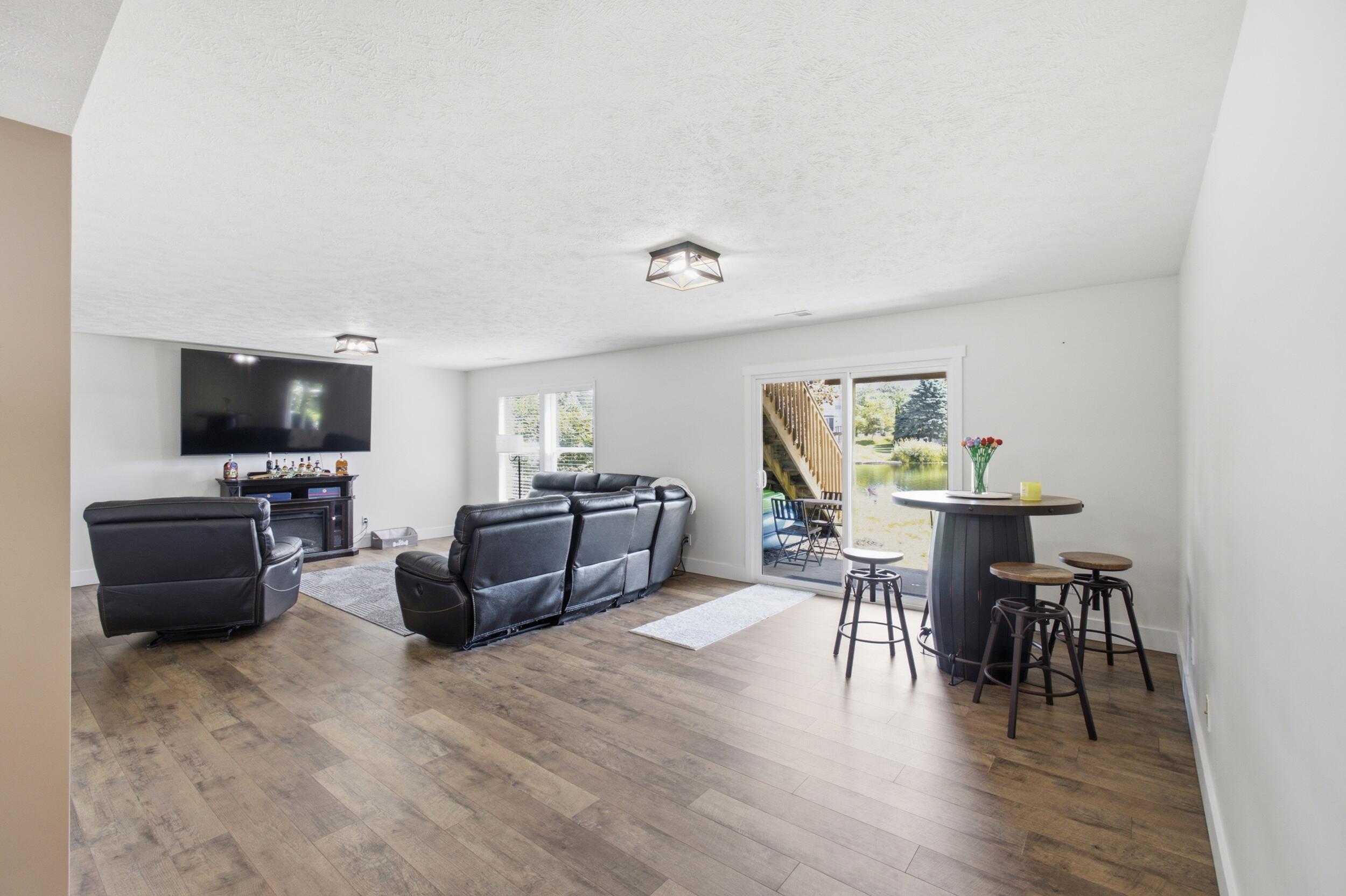 6682 Windflower Way Muskegon MI 49444