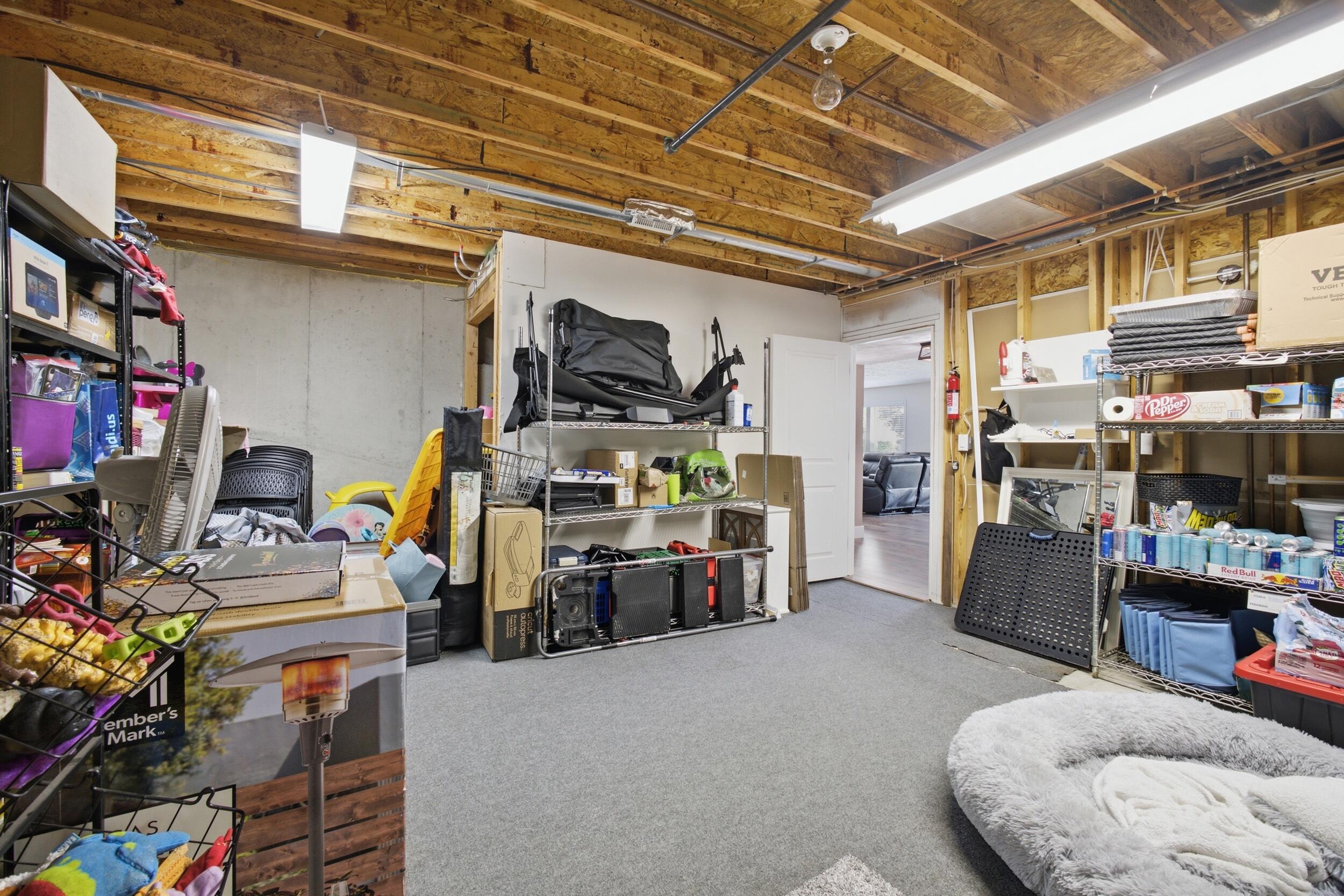 6682 Windflower Way Muskegon MI 49444