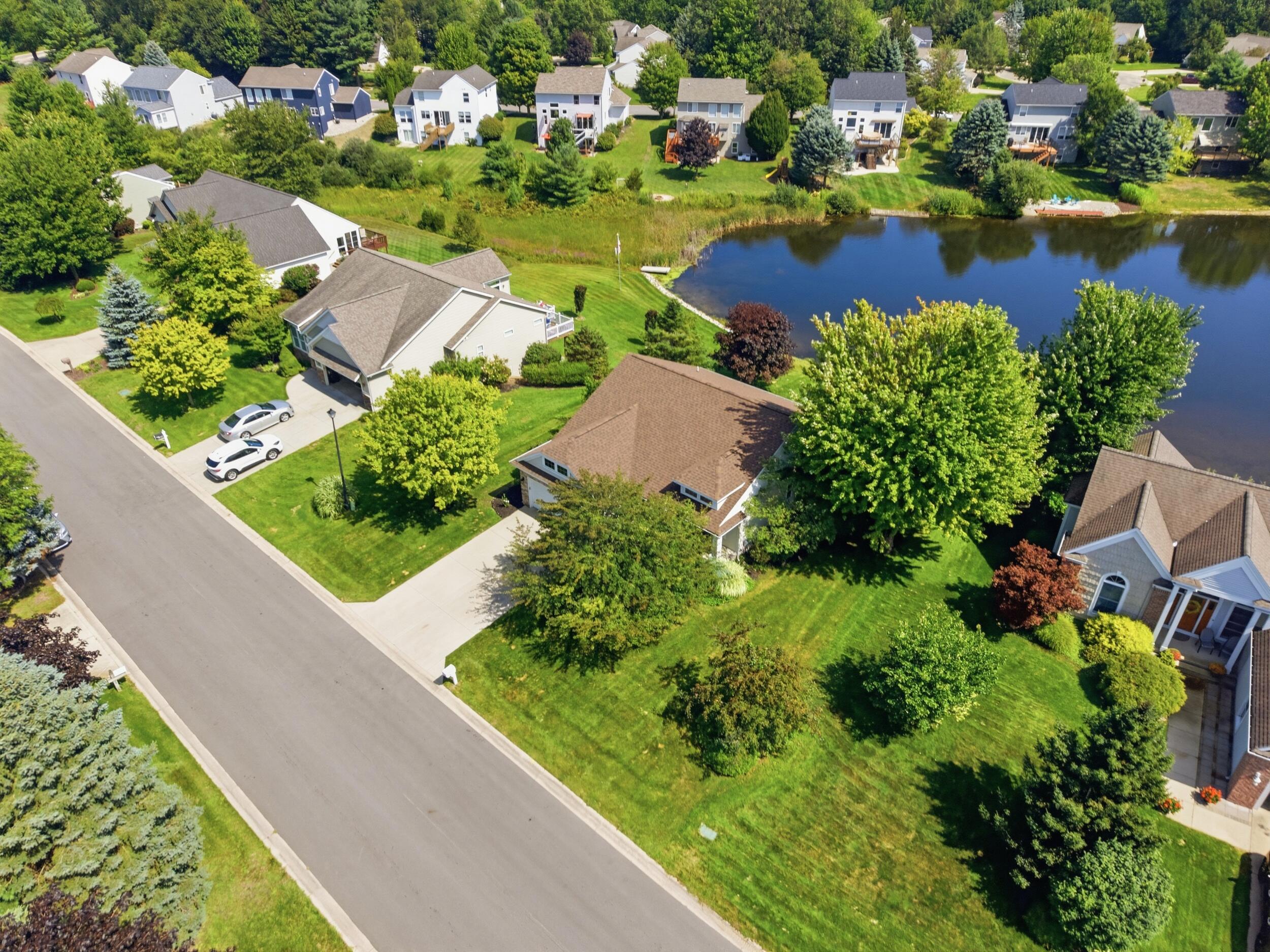 6682 Windflower Way Muskegon MI 49444