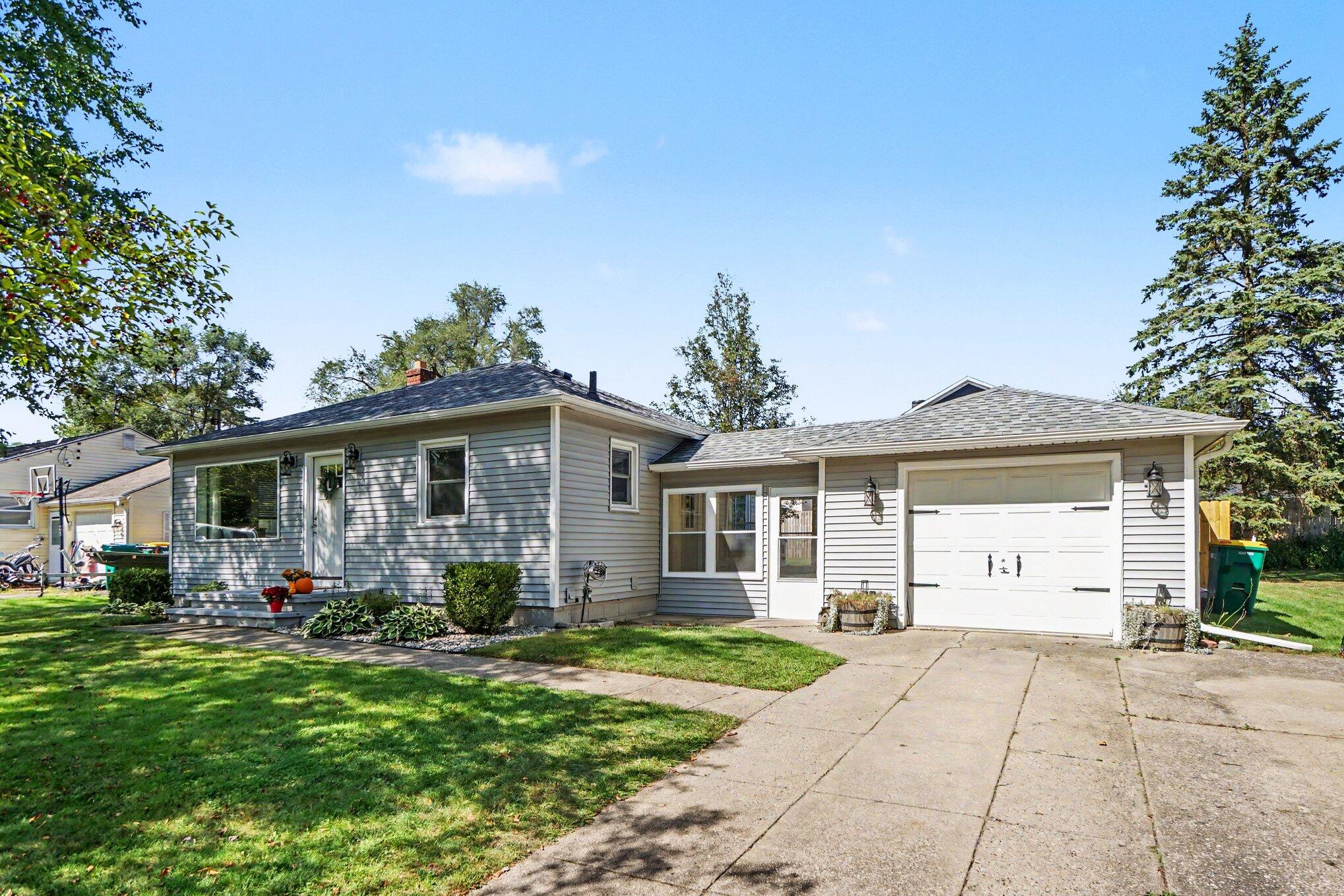 809 Pasma Avenue Portage MI 49002