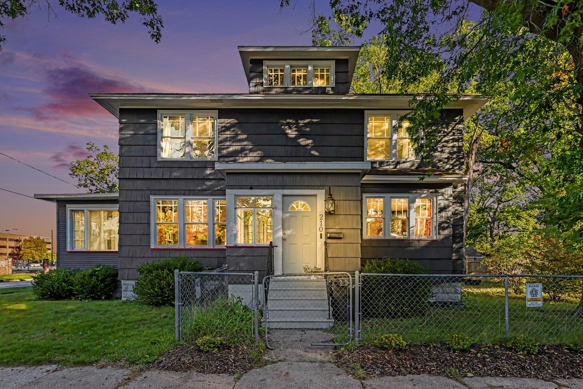 210 E Larch Avenue Muskegon MI 49442