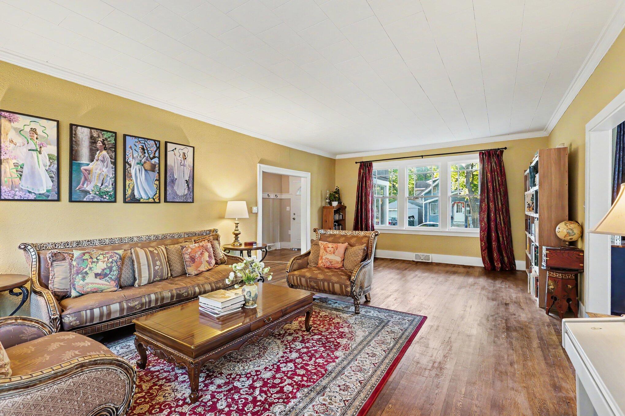 210 E Larch Avenue Muskegon MI 49442