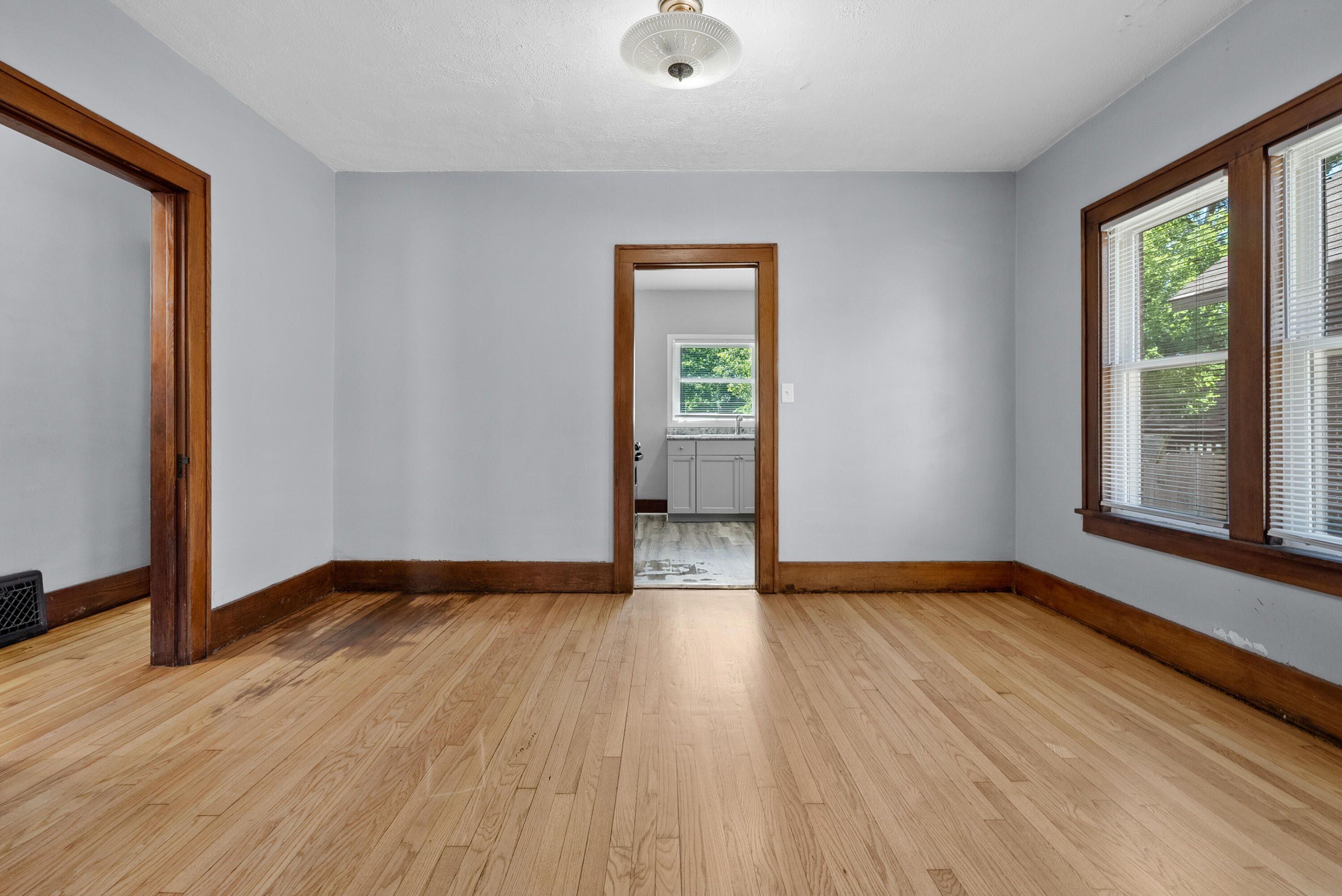 148 E Stockbridge Avenue Kalamazoo MI 49001