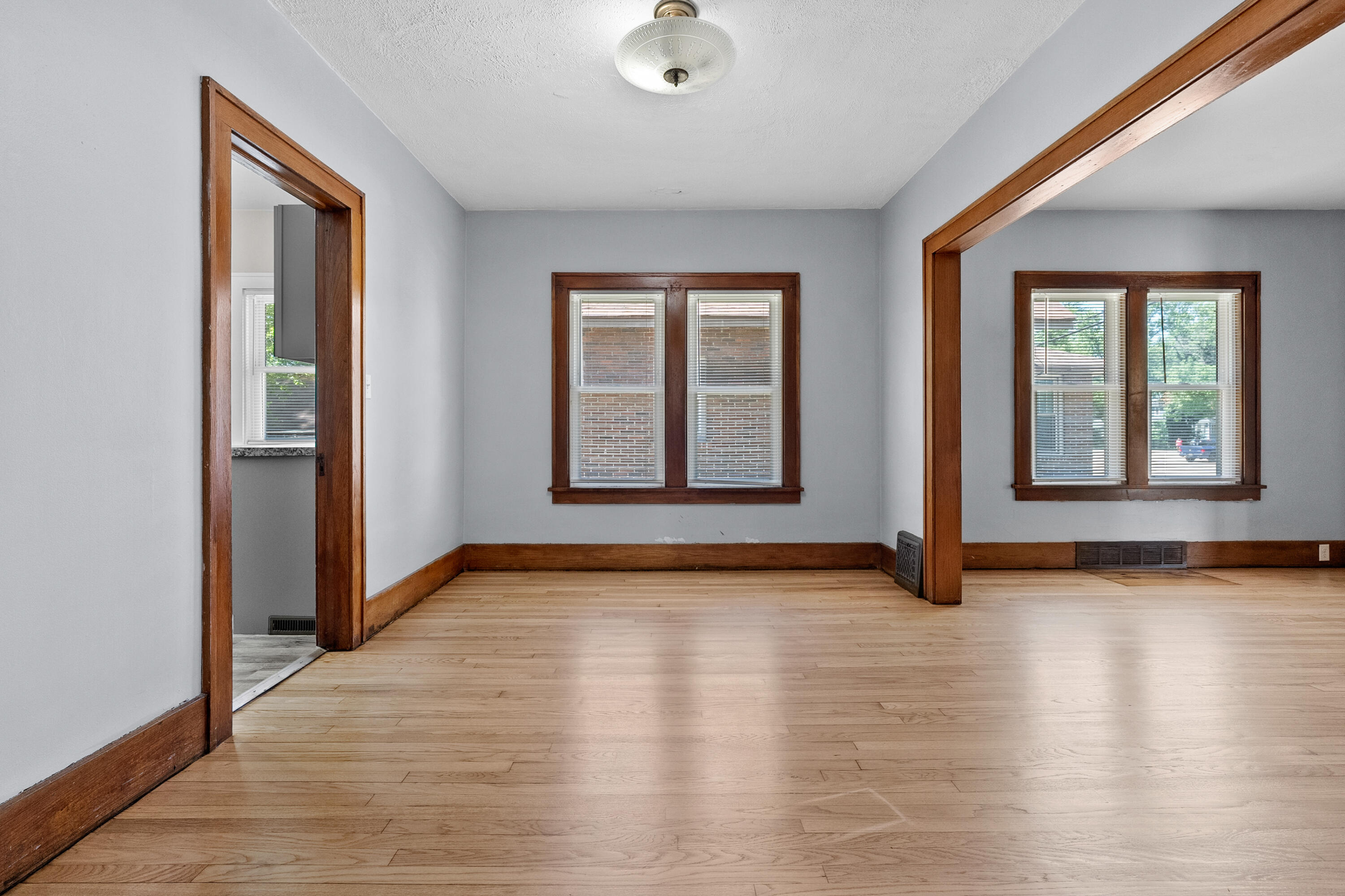 148 E Stockbridge Avenue Kalamazoo MI 49001