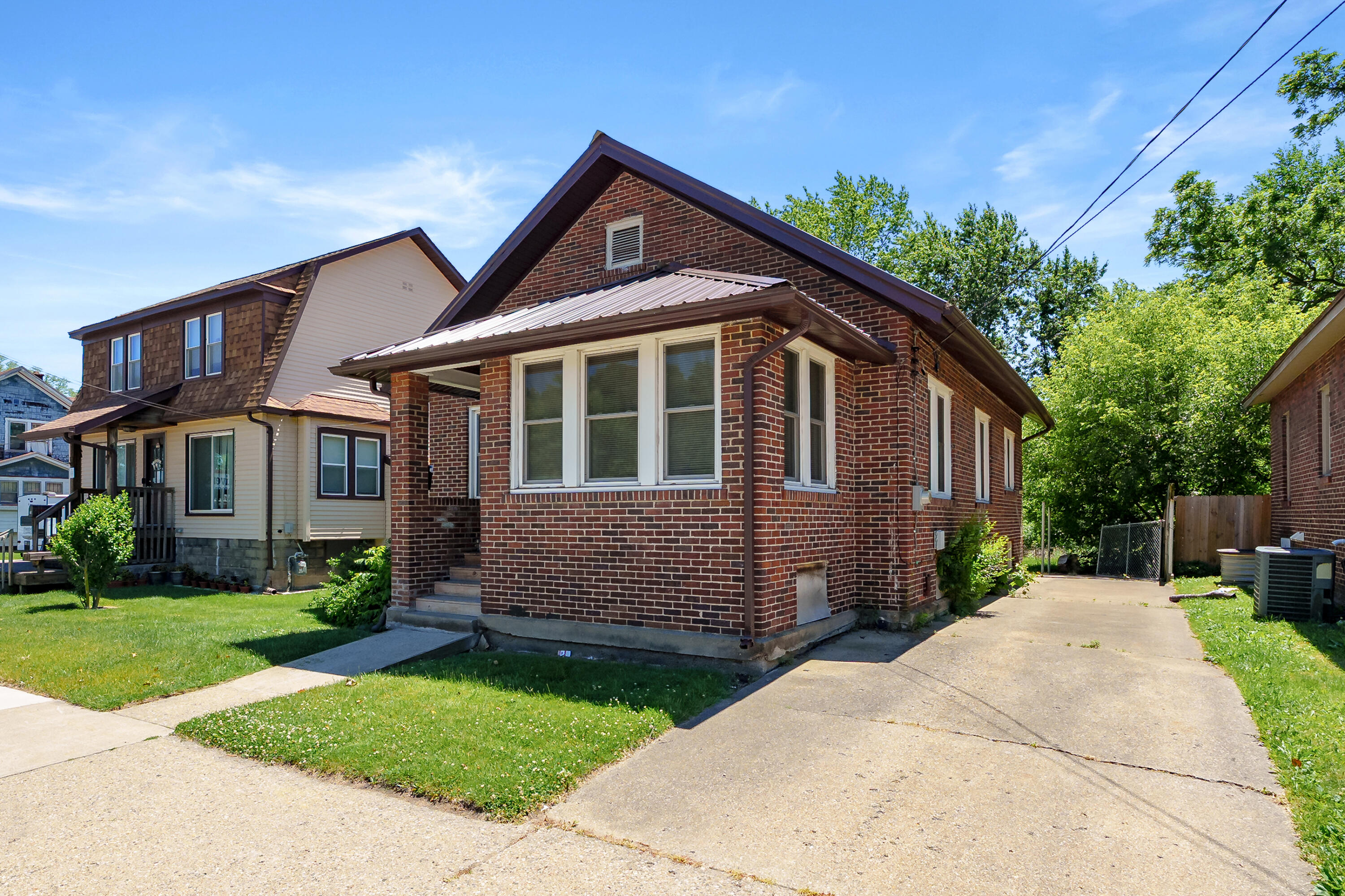 148 E Stockbridge Avenue Kalamazoo MI 49001