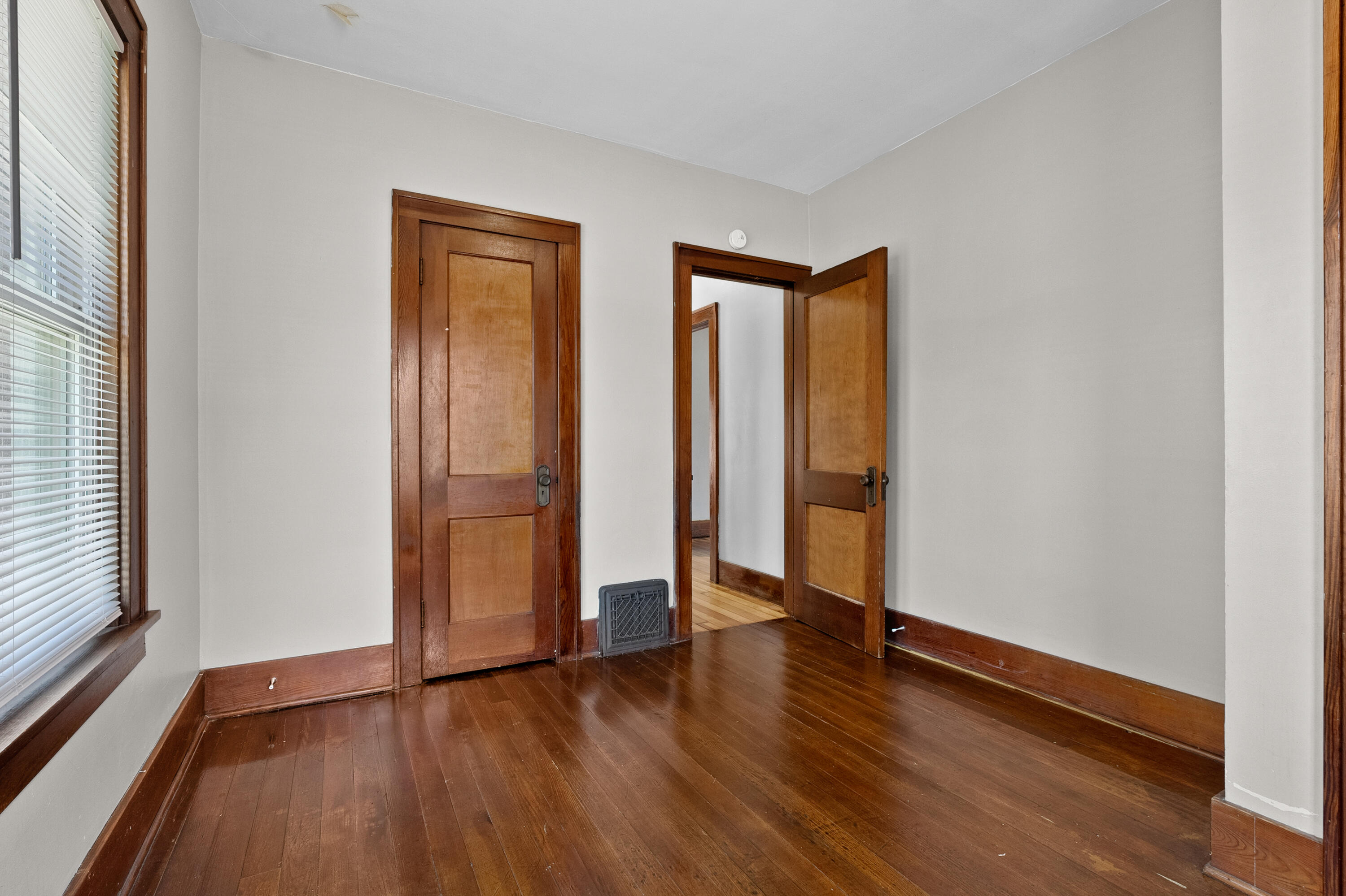 148 E Stockbridge Avenue Kalamazoo MI 49001