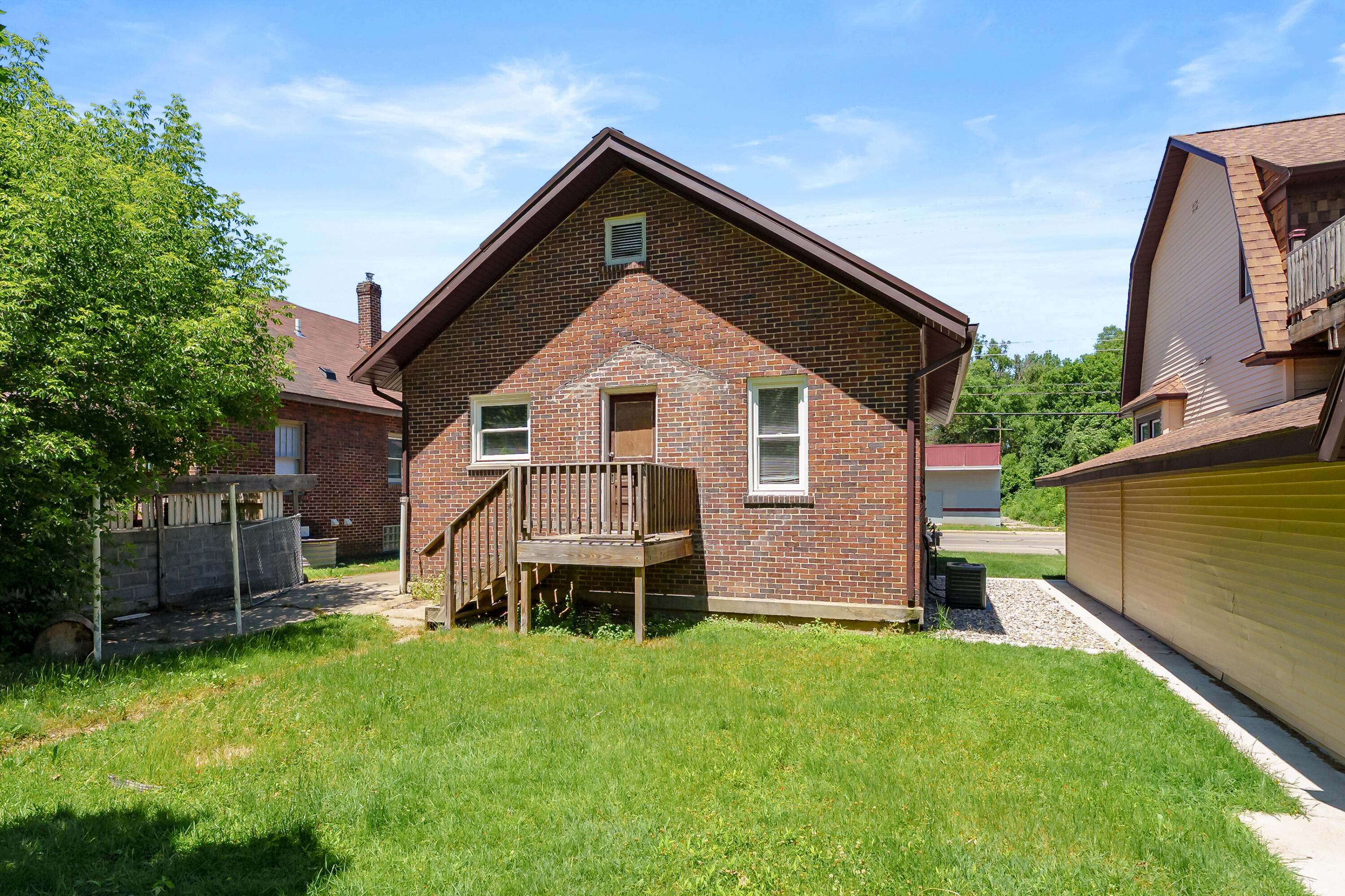 148 E Stockbridge Avenue Kalamazoo MI 49001