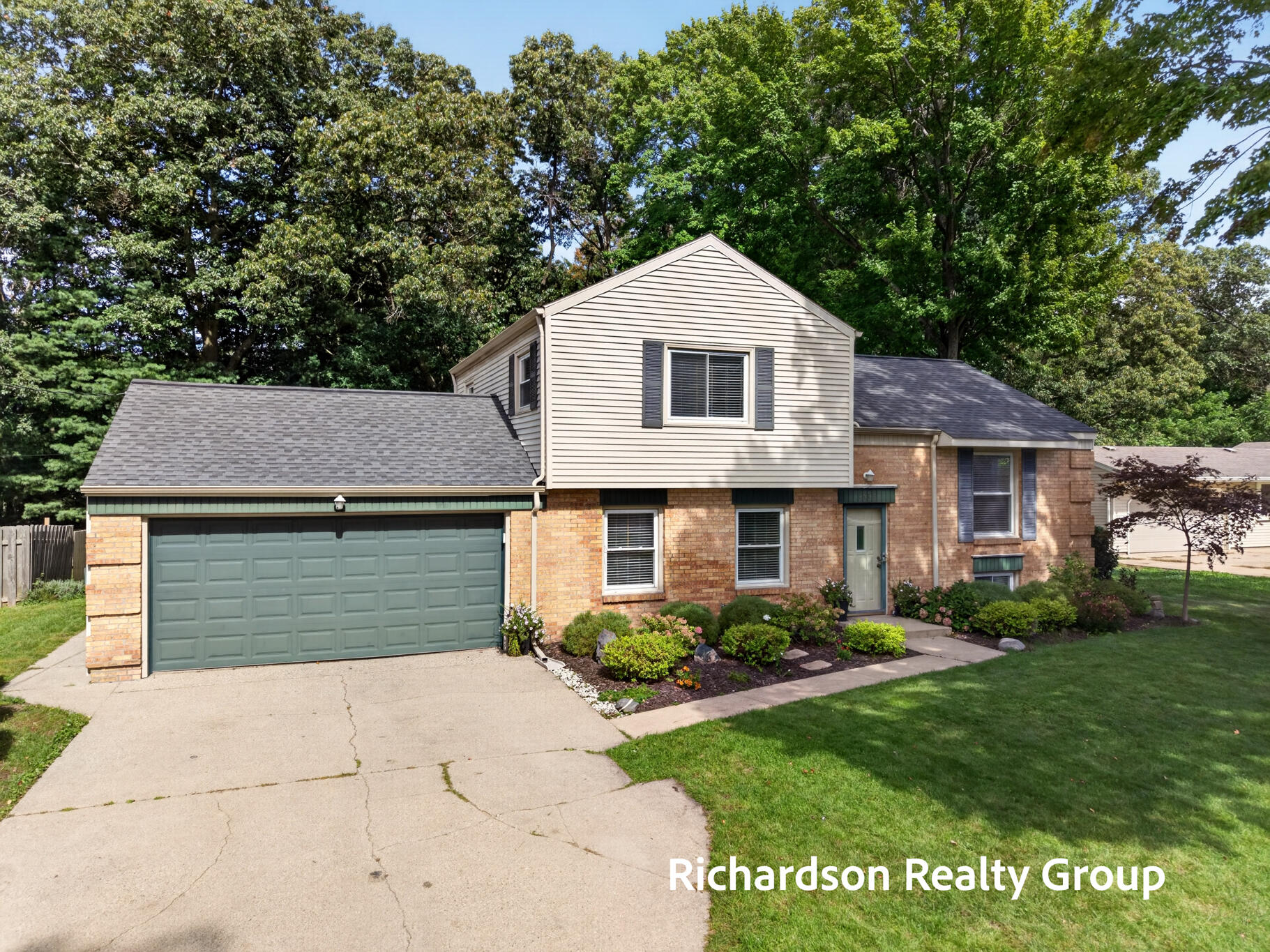 15937 Obrien Court Grand Haven MI 49417