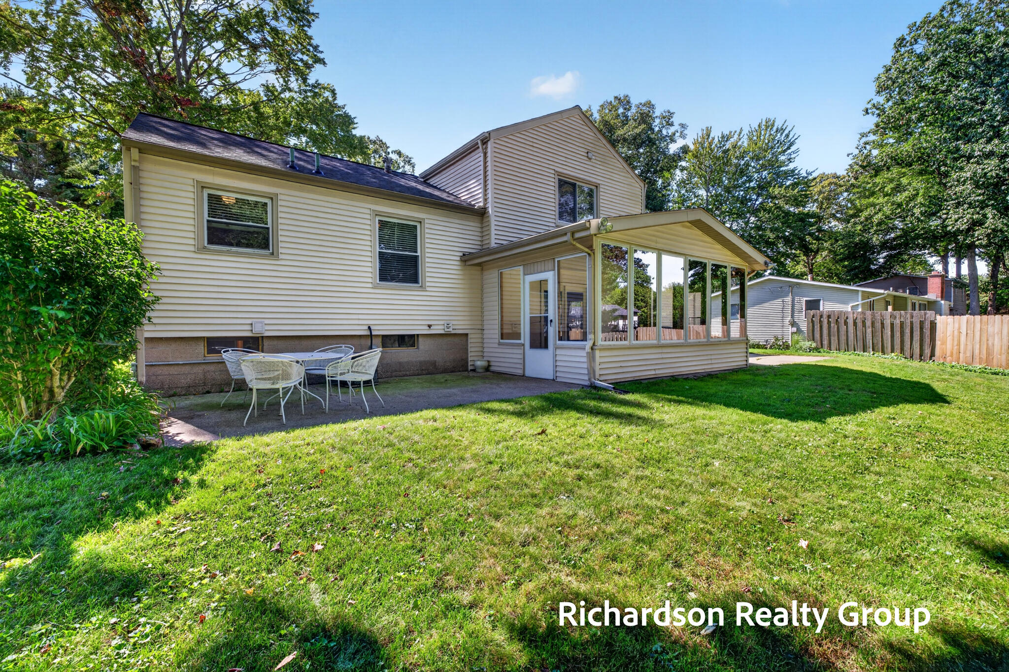 15937 Obrien Court Grand Haven MI 49417