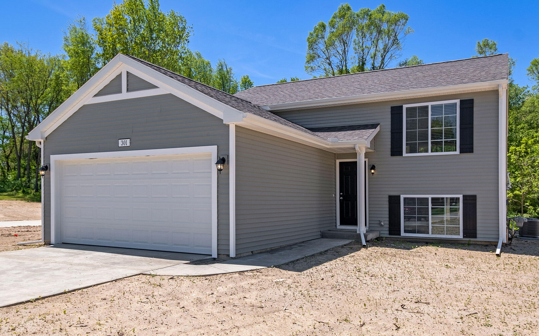 71348 Embassy Road Edwardsburg MI 49112