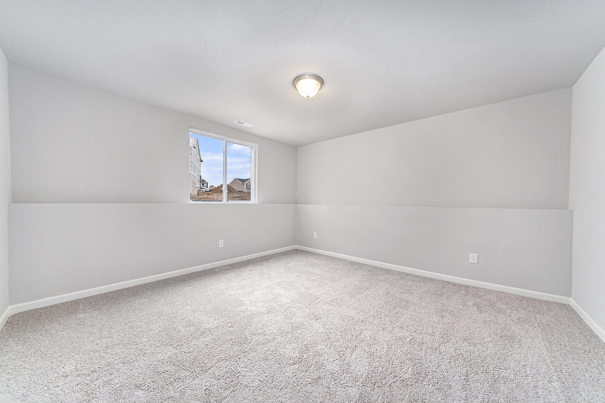 71348 Embassy Road Edwardsburg MI 49112