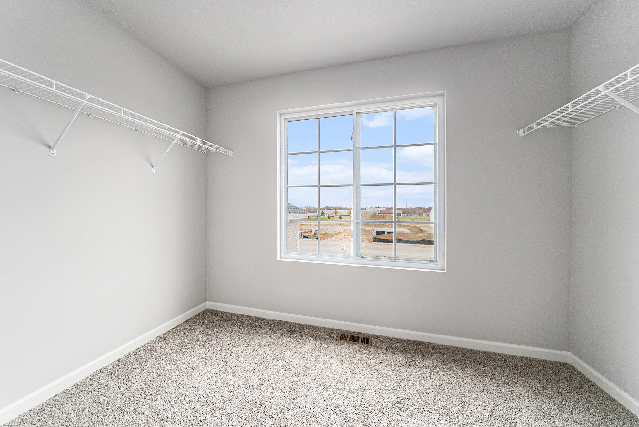 71348 Embassy Road Edwardsburg MI 49112