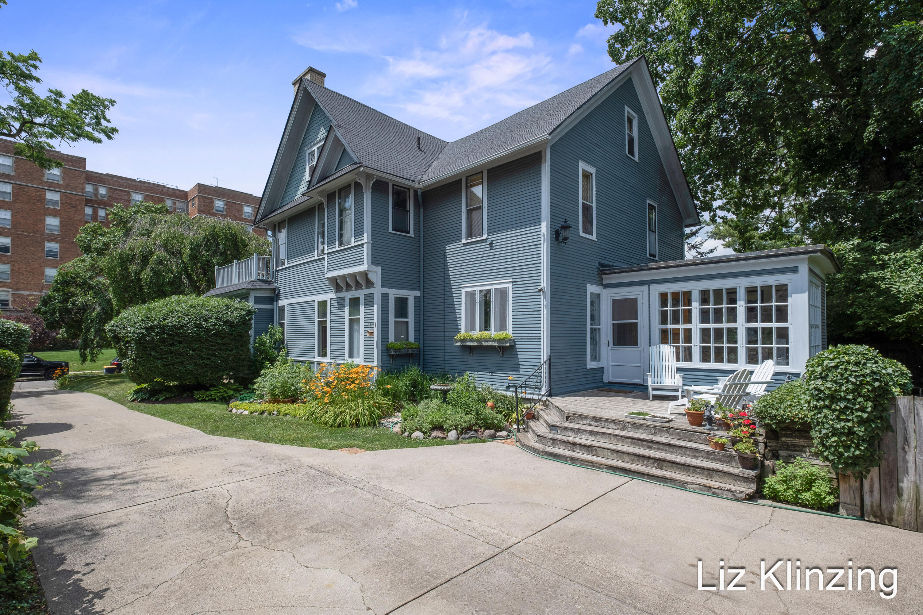 120 Union Avenue SE Grand Rapids MI 49503