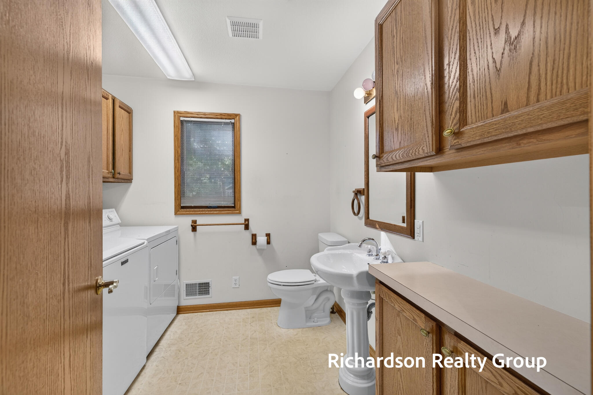 13496 Oakfield Lane Grand Haven MI 49417