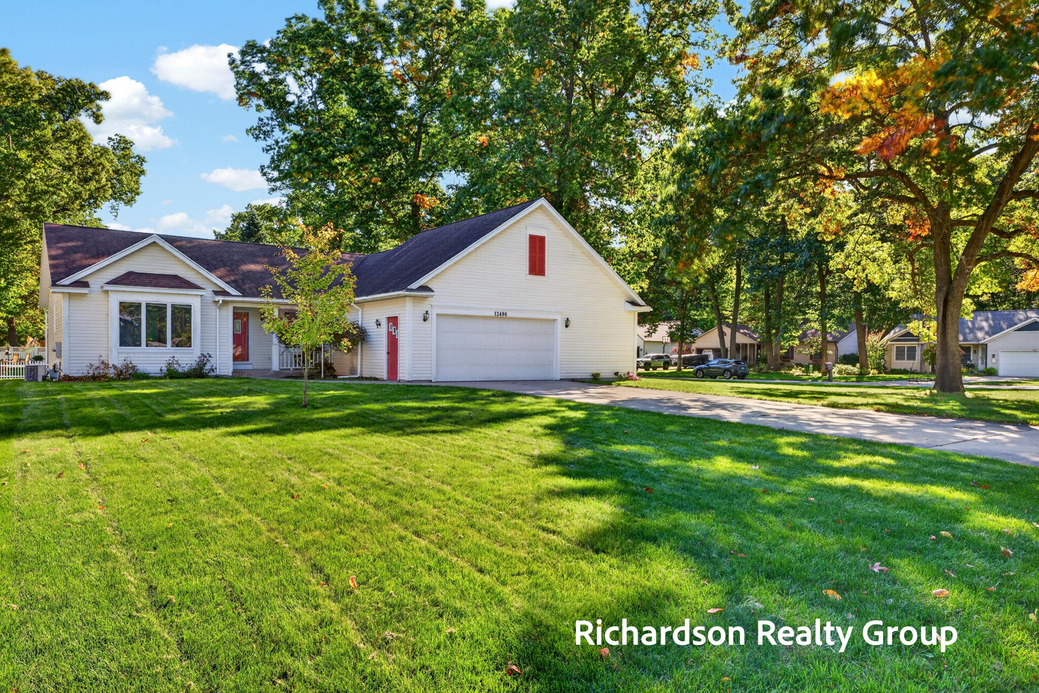 13496 Oakfield Lane Grand Haven MI 49417