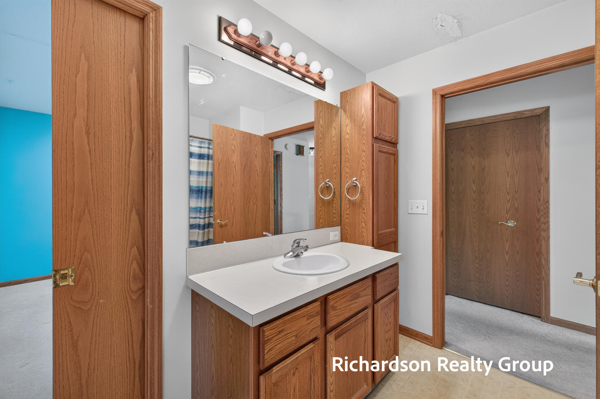 13496 Oakfield Lane Grand Haven MI 49417