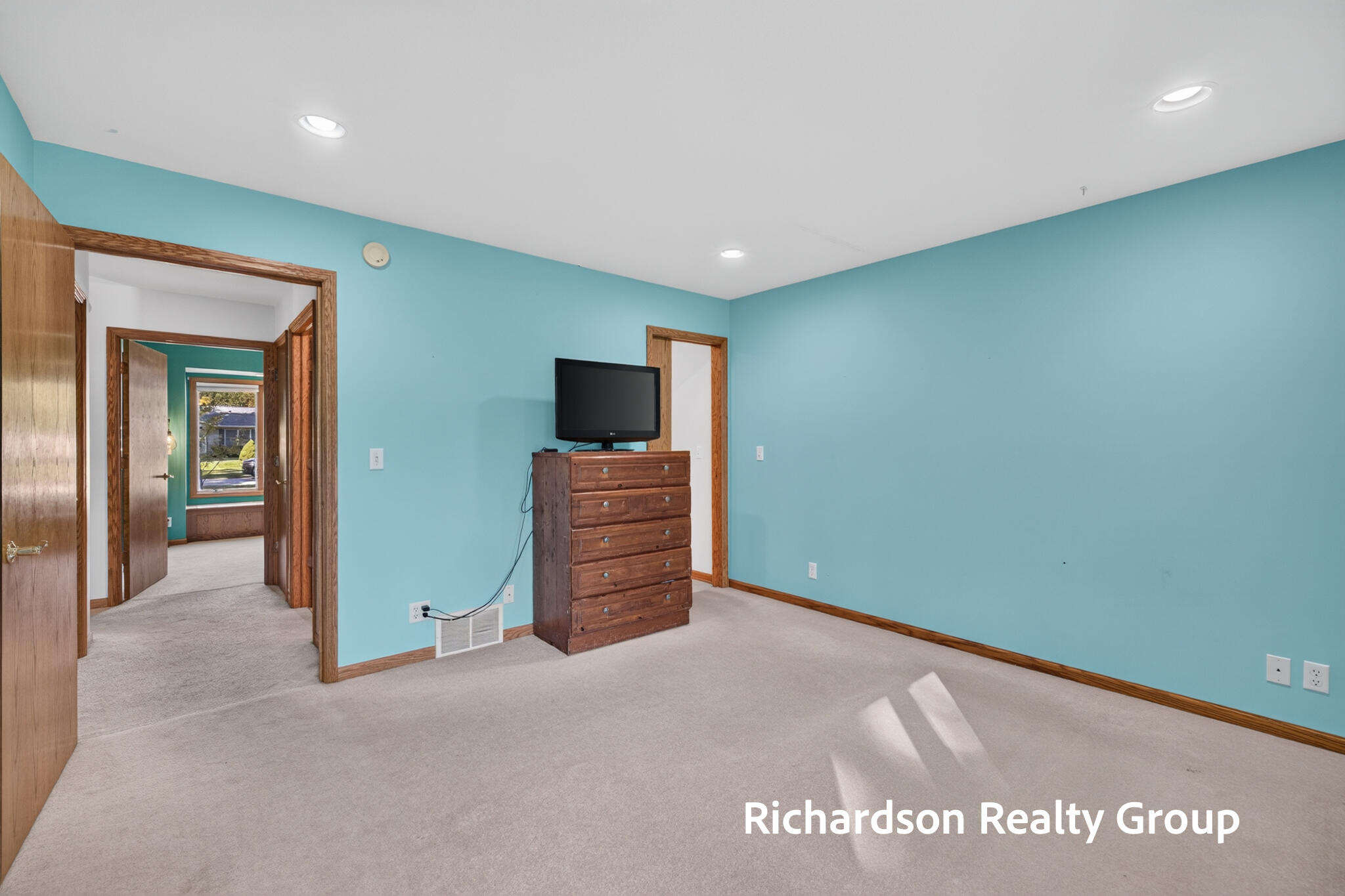 13496 Oakfield Lane Grand Haven MI 49417