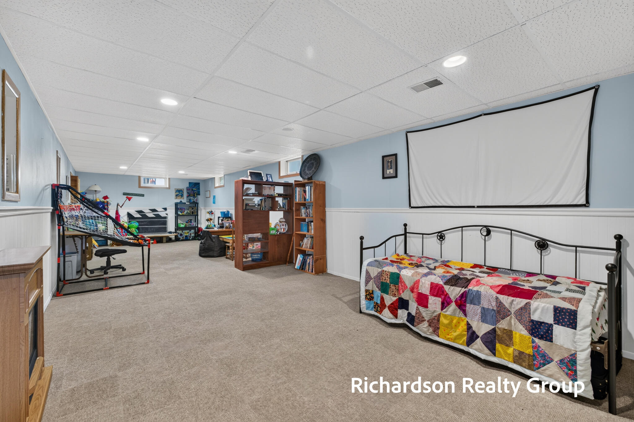 13496 Oakfield Lane Grand Haven MI 49417