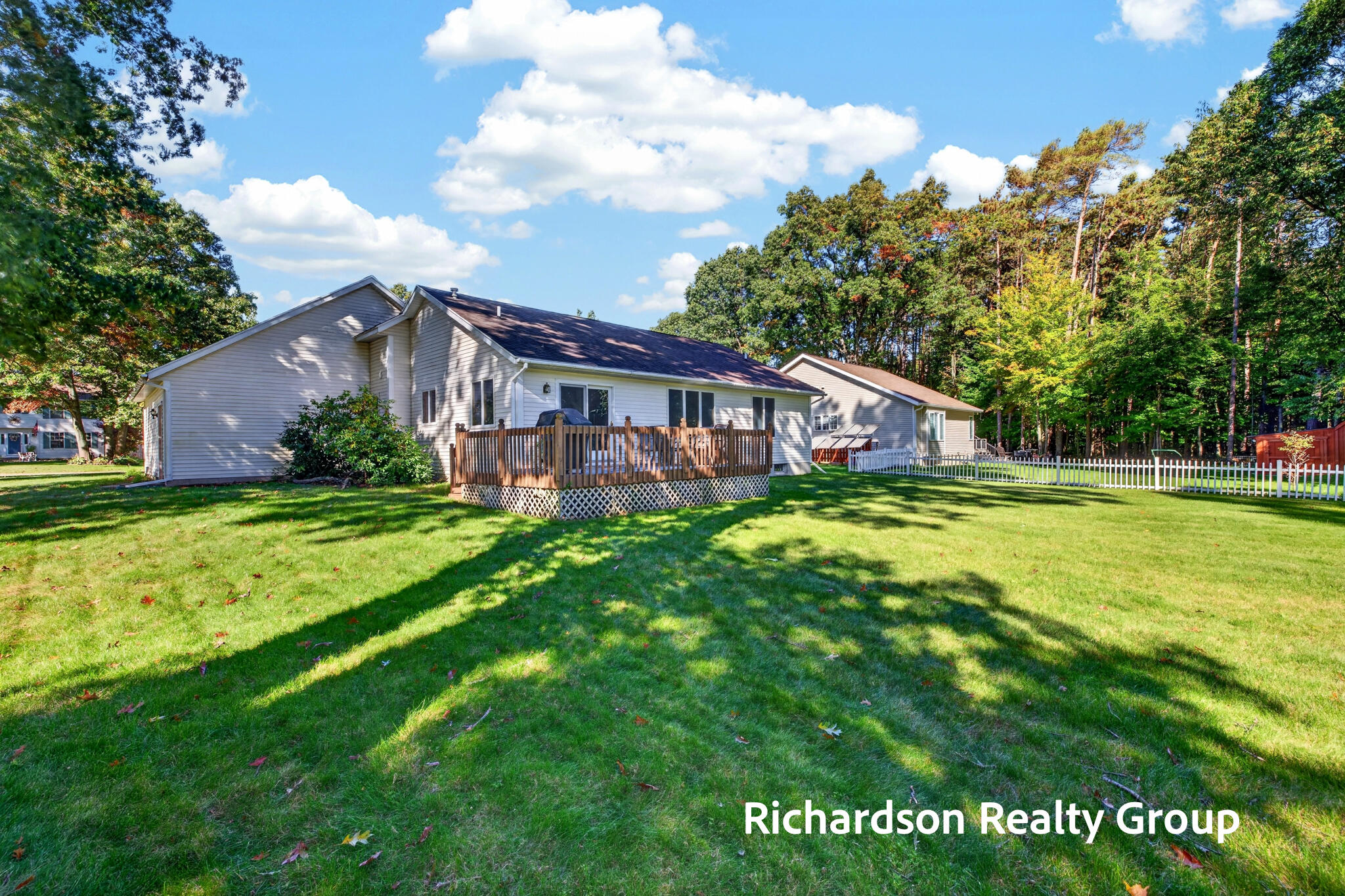 13496 Oakfield Lane Grand Haven MI 49417