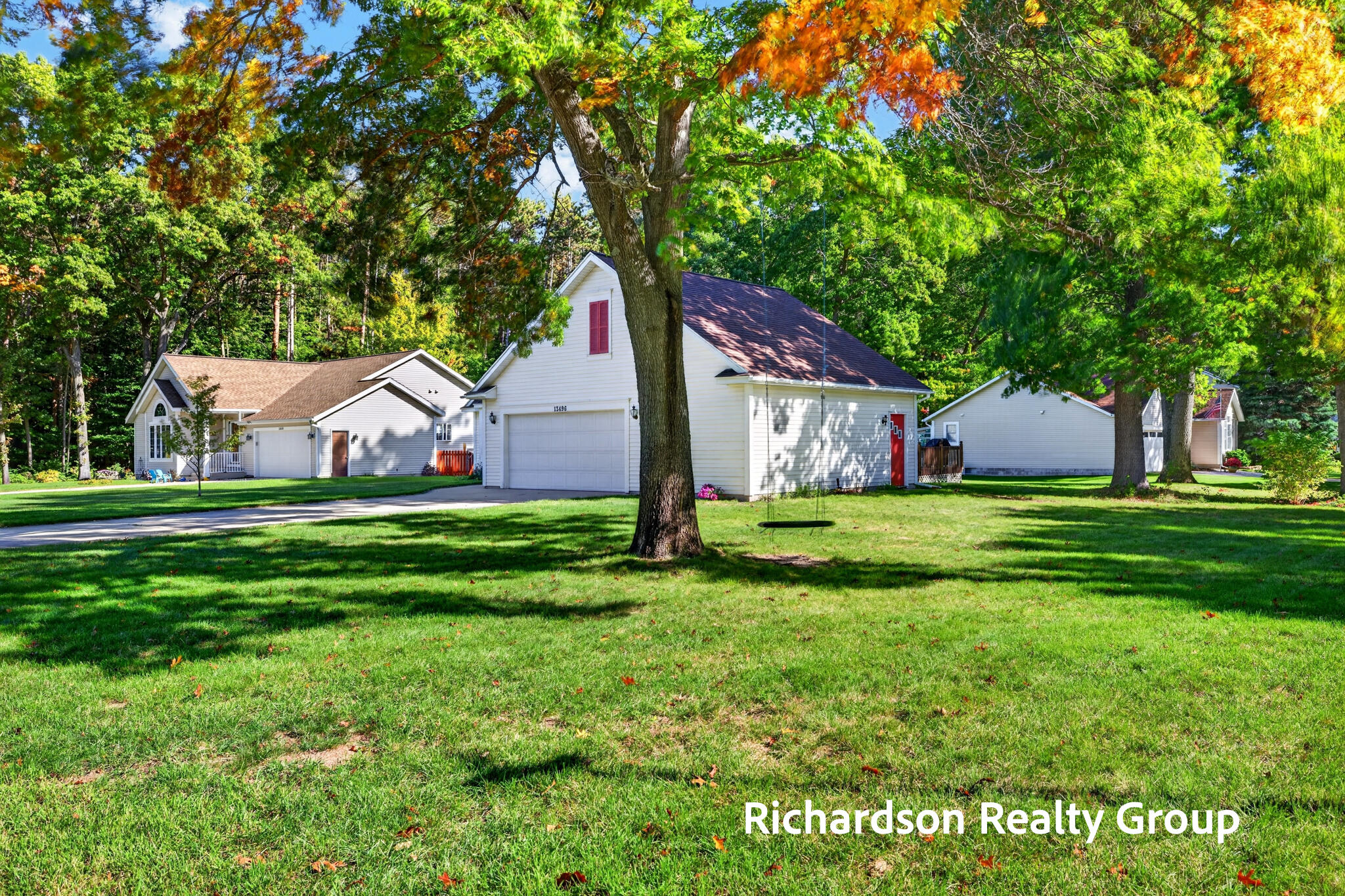 13496 Oakfield Lane Grand Haven MI 49417