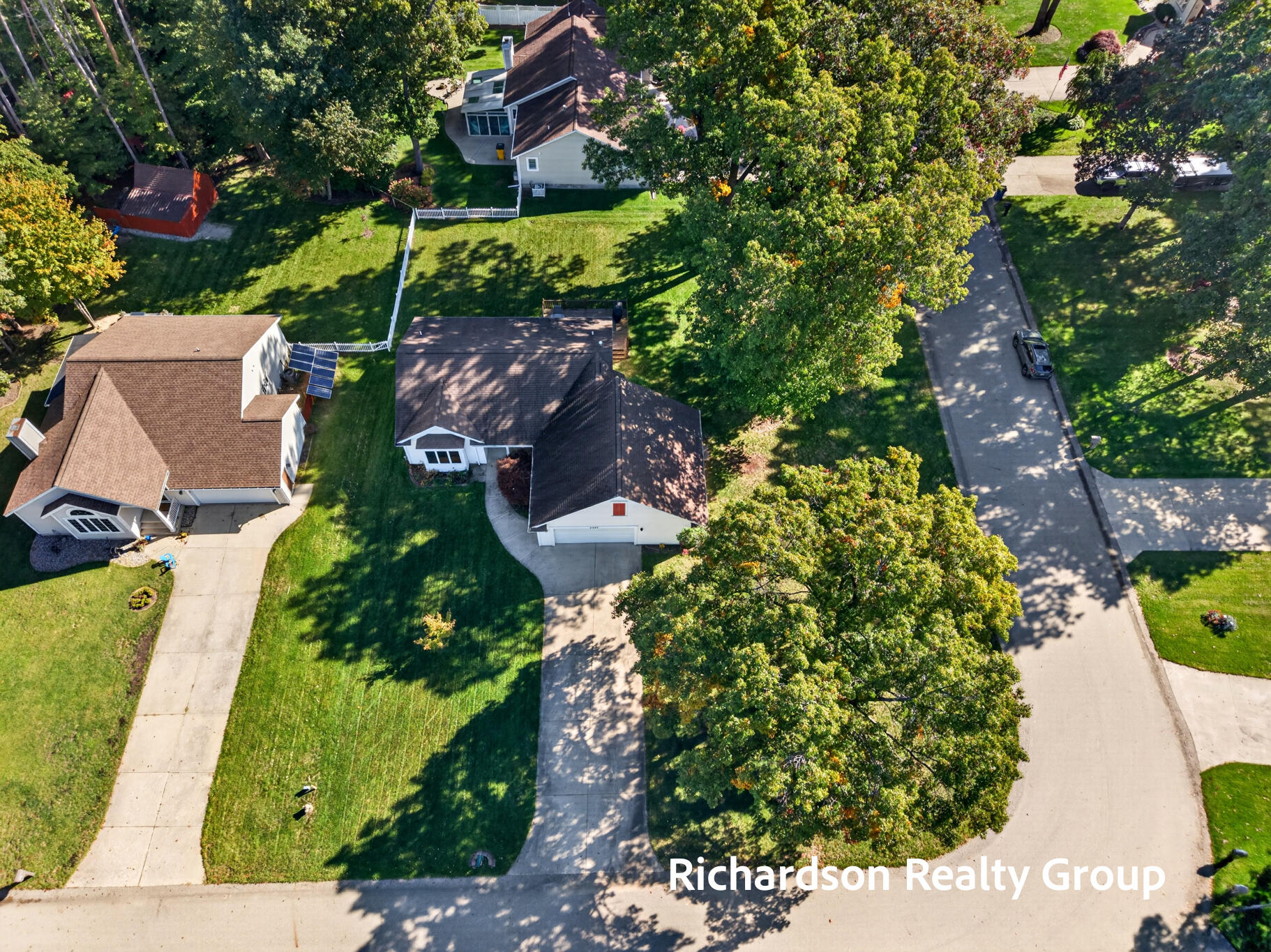 13496 Oakfield Lane Grand Haven MI 49417