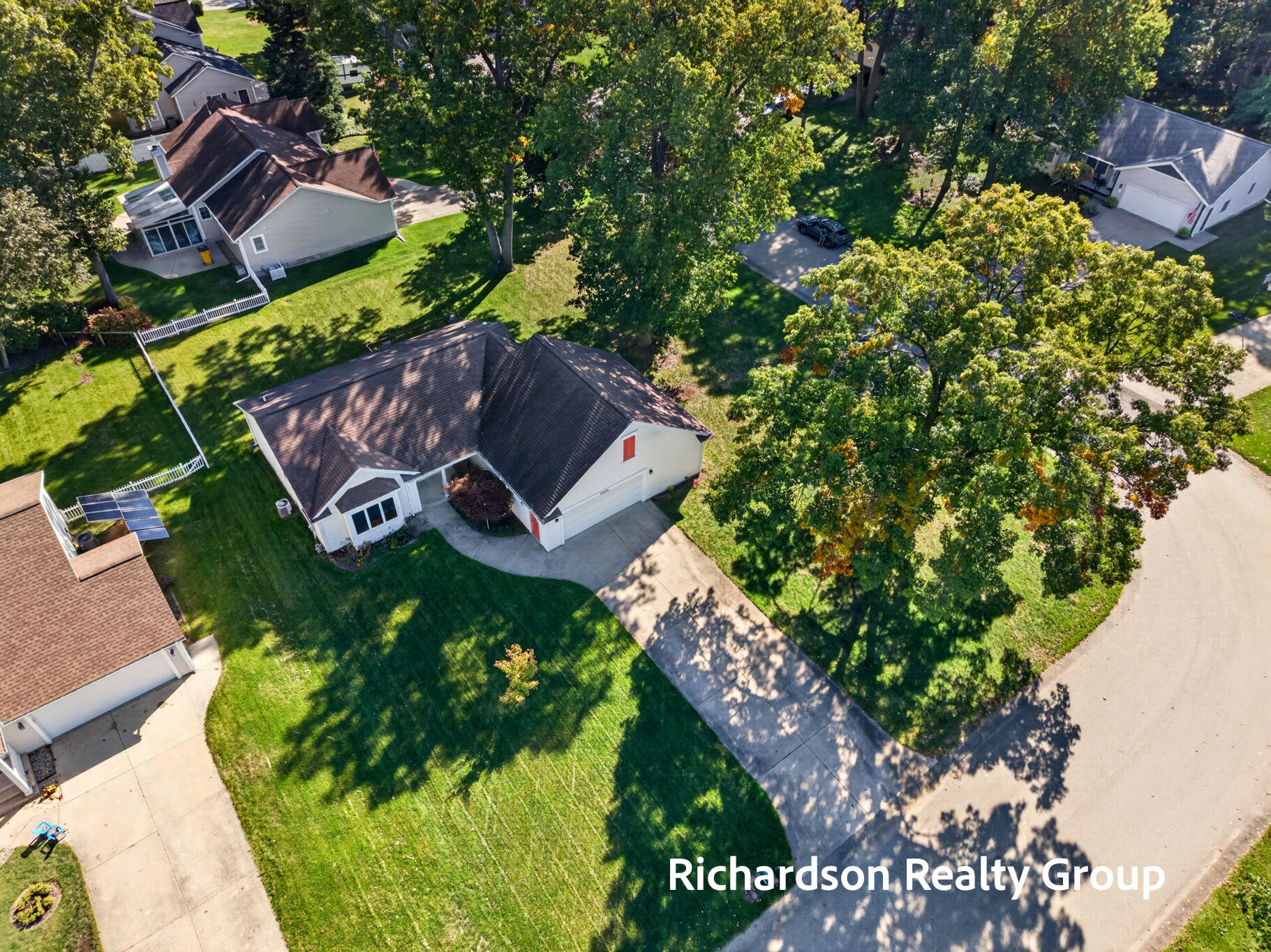 13496 Oakfield Lane Grand Haven MI 49417