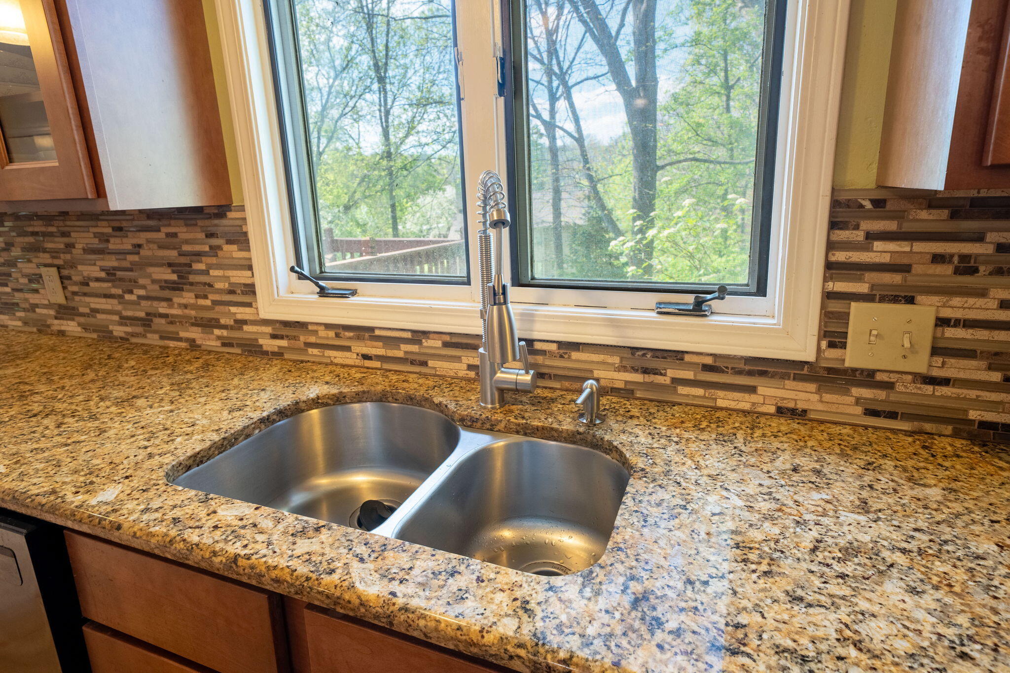 2551 Riveredge Drive SE Grand Rapids MI 49546