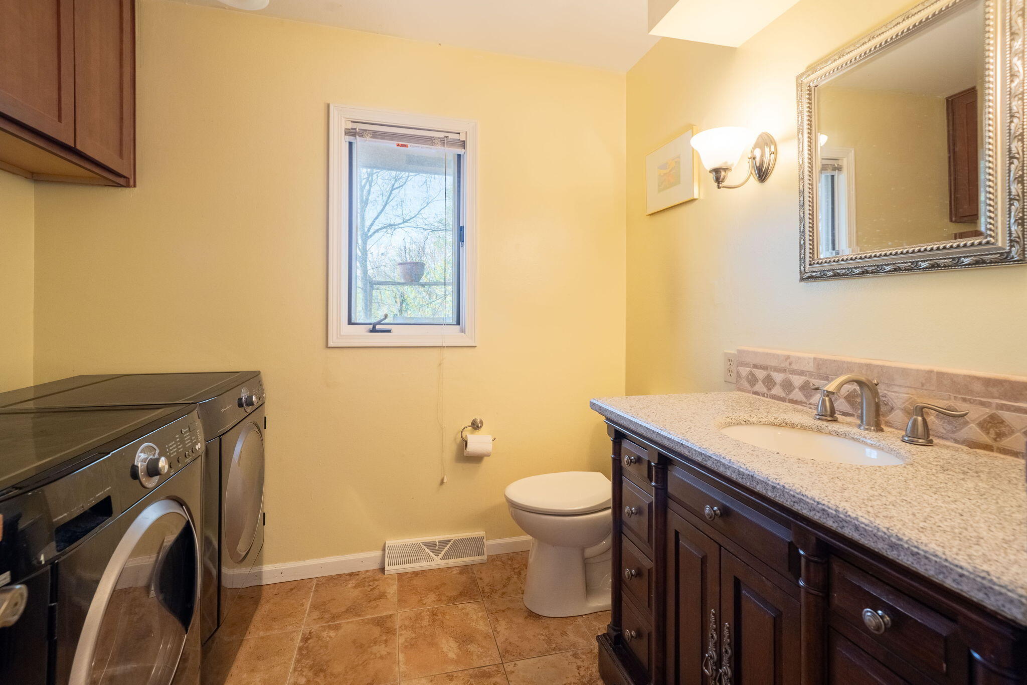 2551 Riveredge Drive SE Grand Rapids MI 49546