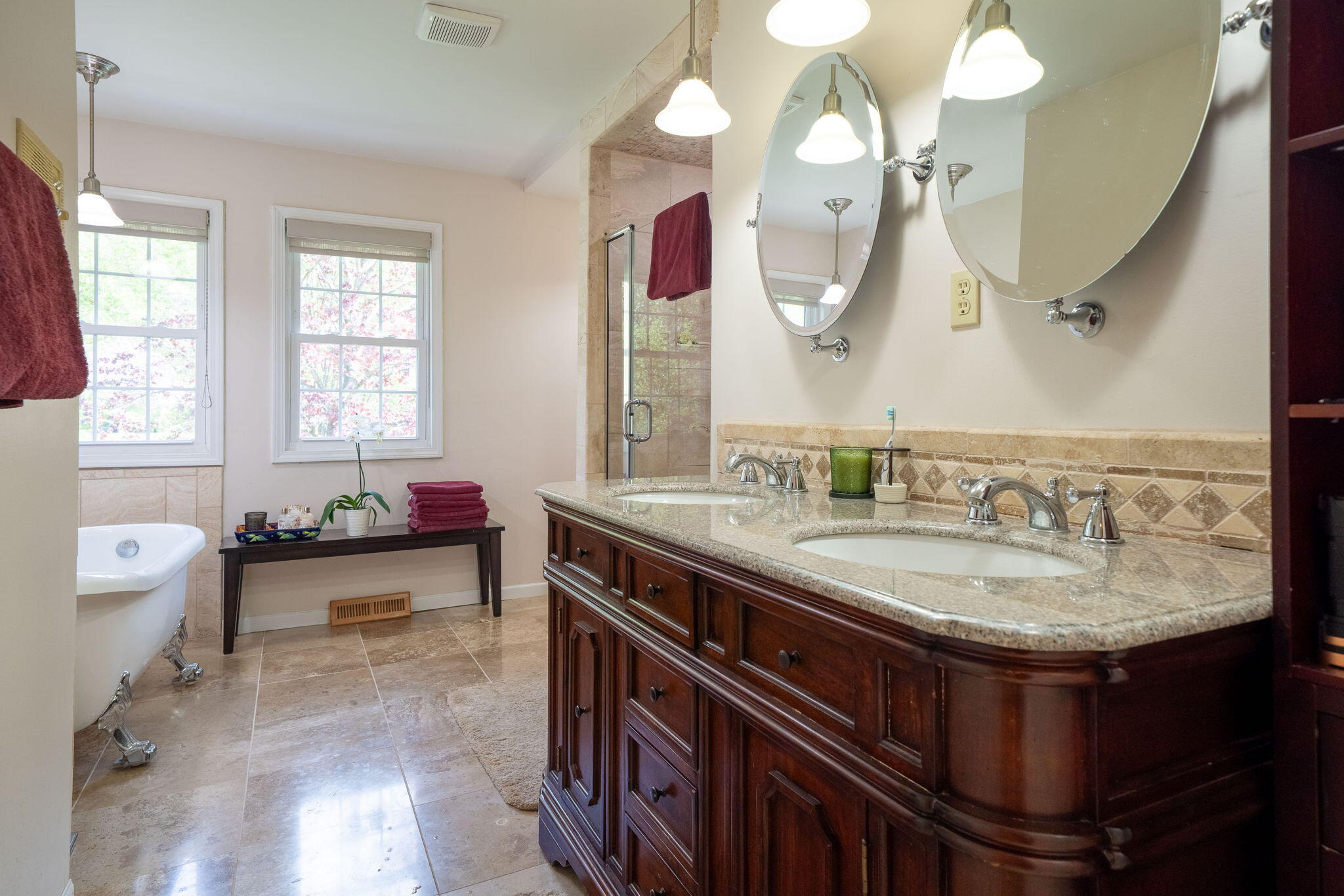 2551 Riveredge Drive SE Grand Rapids MI 49546
