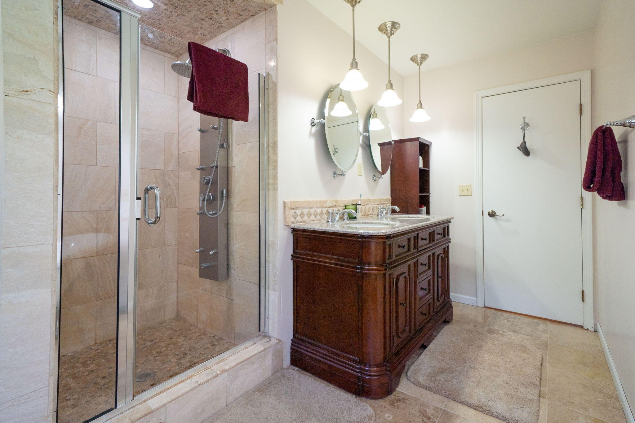 2551 Riveredge Drive SE Grand Rapids MI 49546