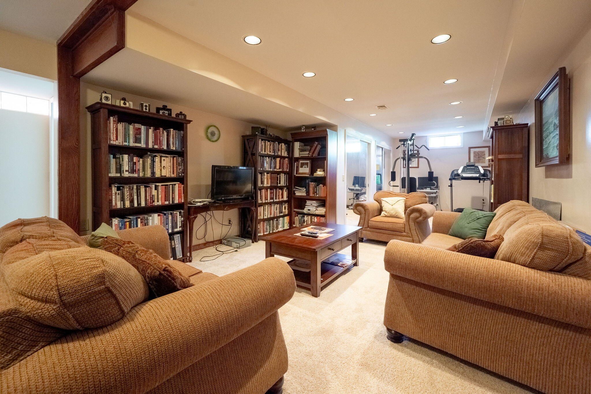 2551 Riveredge Drive SE Grand Rapids MI 49546