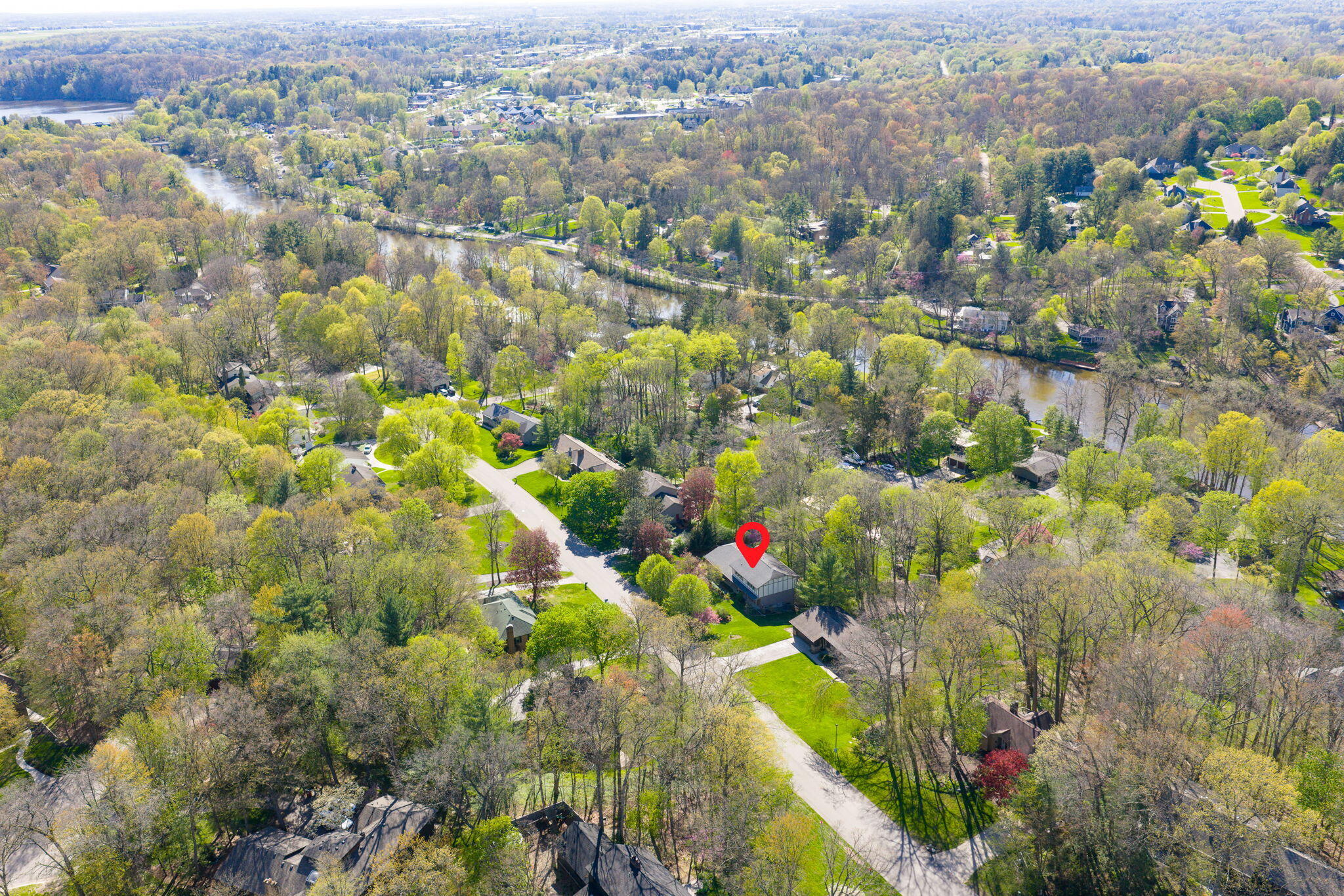 2551 Riveredge Drive SE Grand Rapids MI 49546