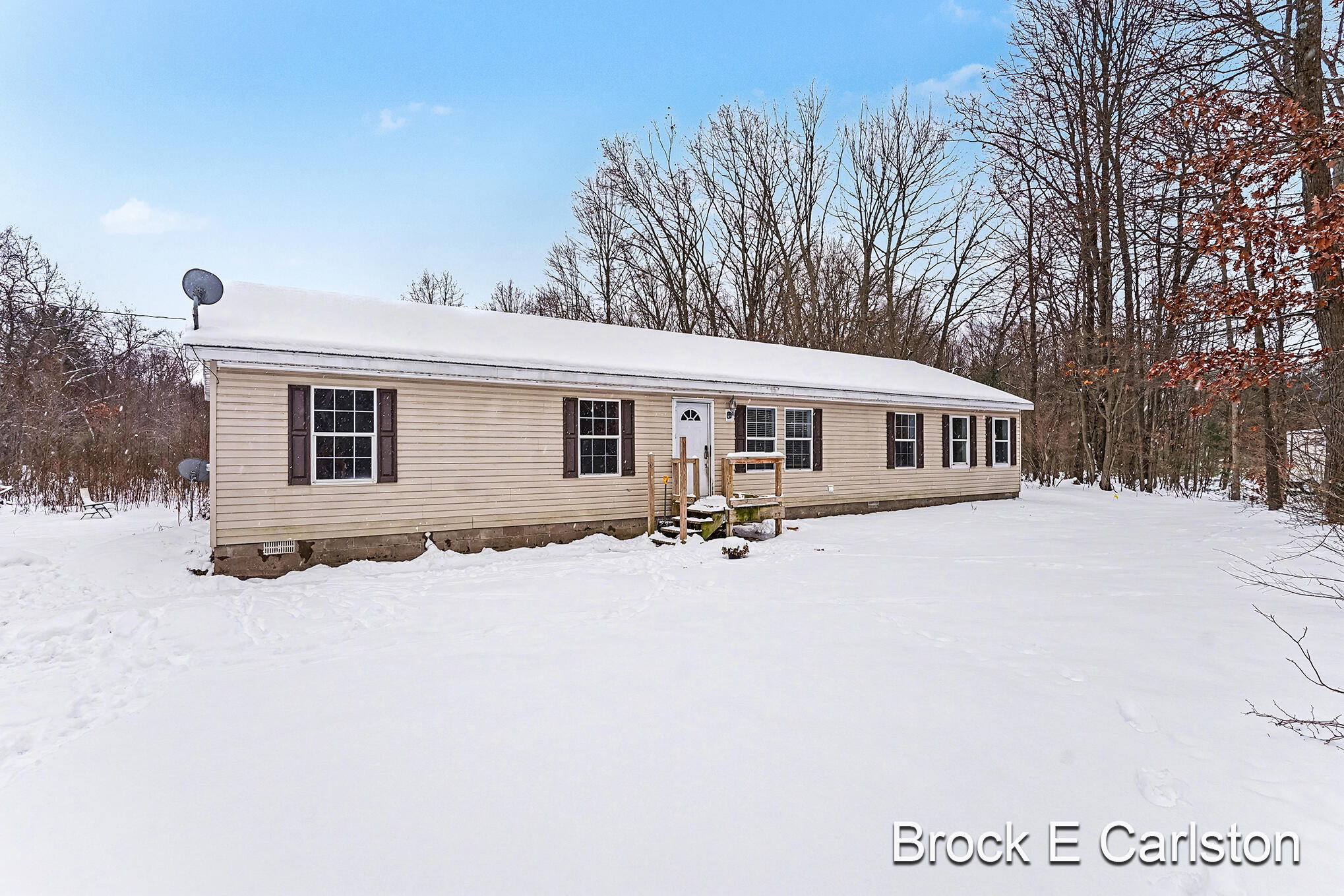 2742 Strand Road Muskegon MI 49445