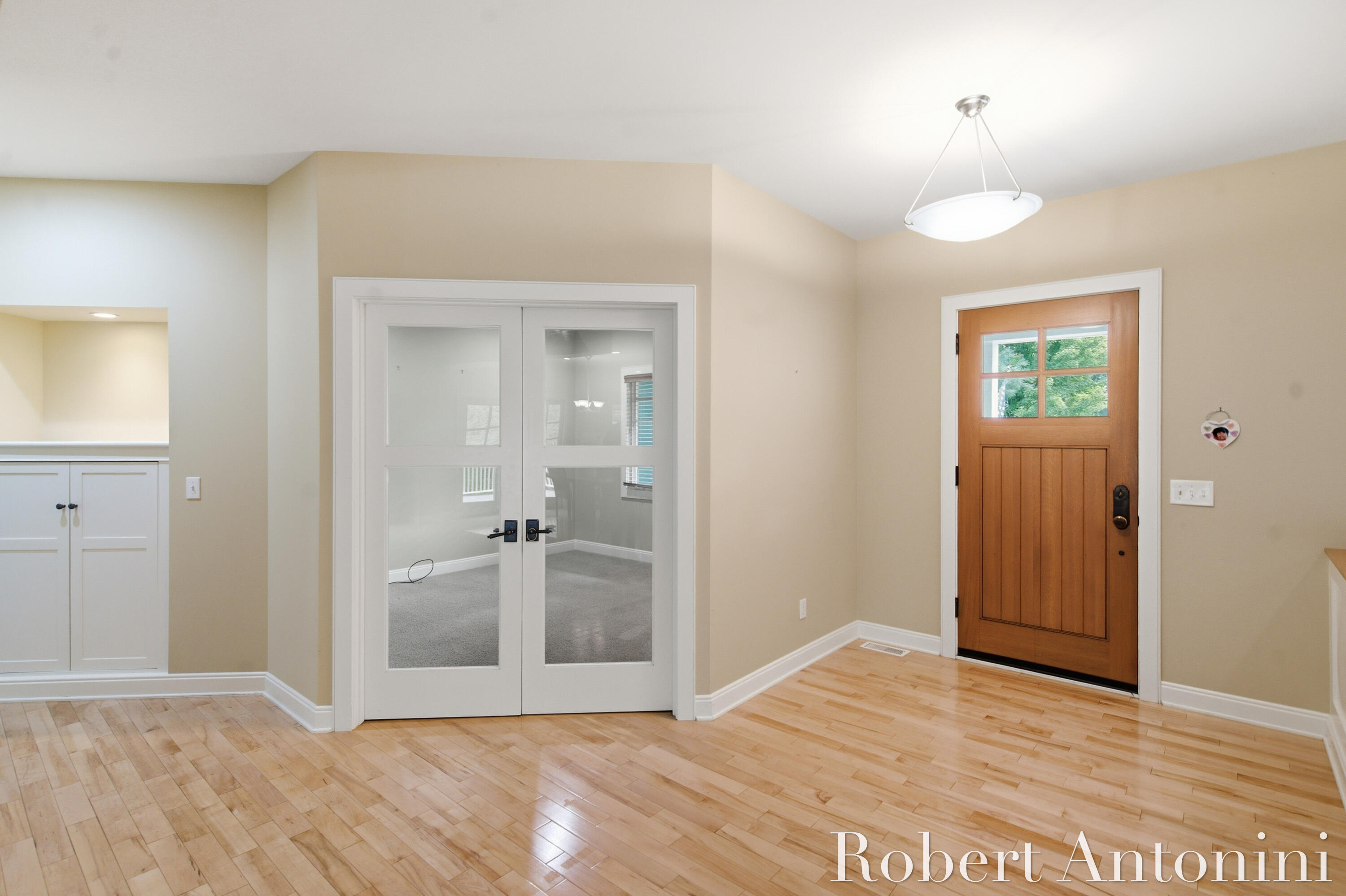 2025 Pine Nook Court NE Grand Rapids MI 49525