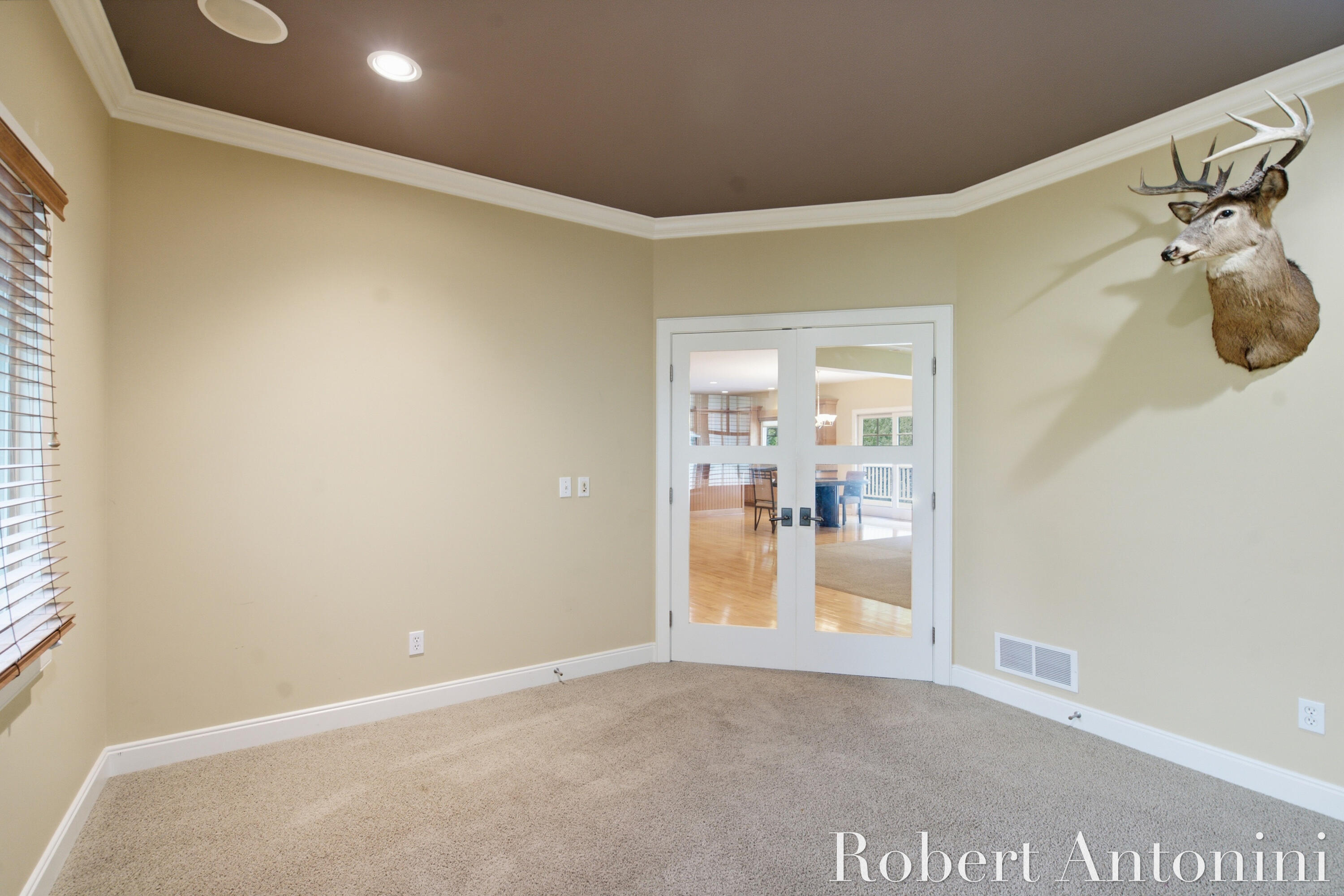 2025 Pine Nook Court NE Grand Rapids MI 49525