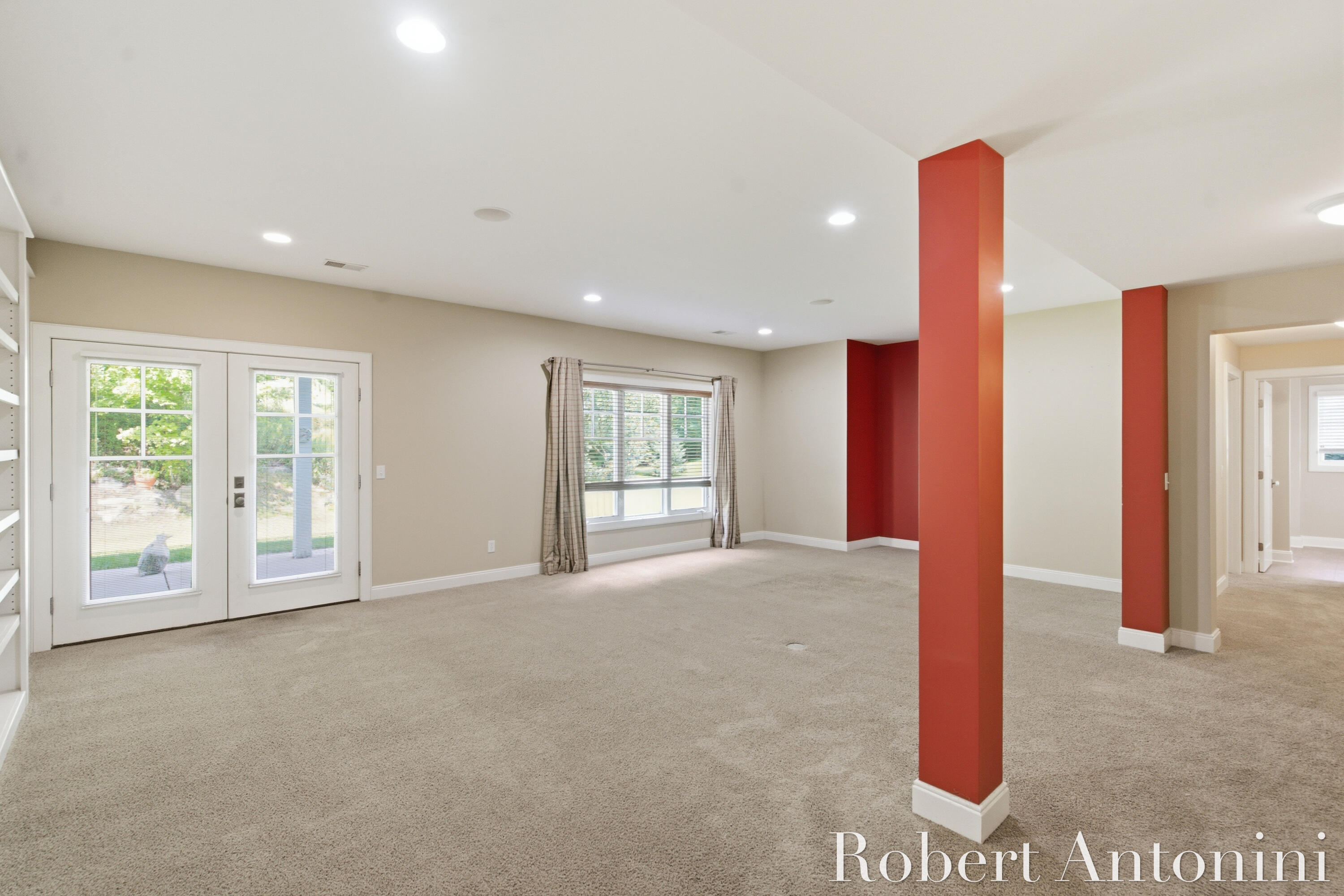 2025 Pine Nook Court NE Grand Rapids MI 49525