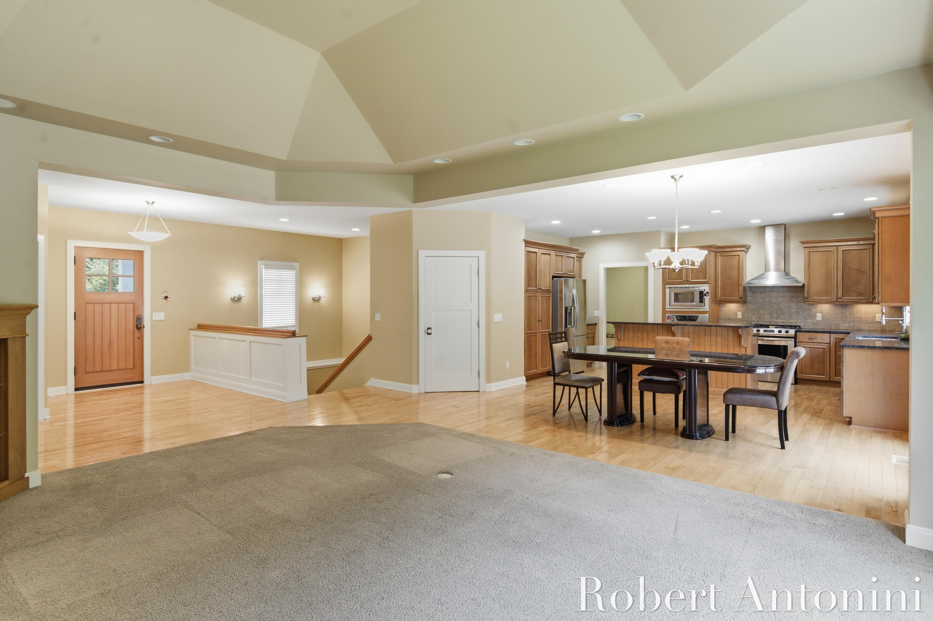 2025 Pine Nook Court NE Grand Rapids MI 49525