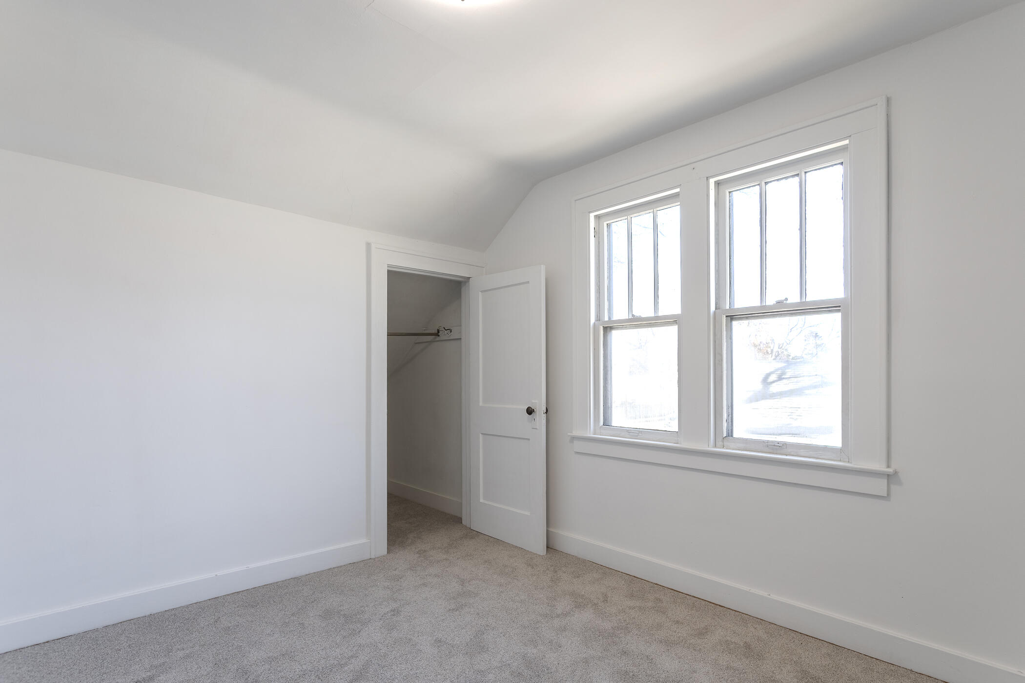307 Ridgewood Street SE Grand Rapids MI 49548