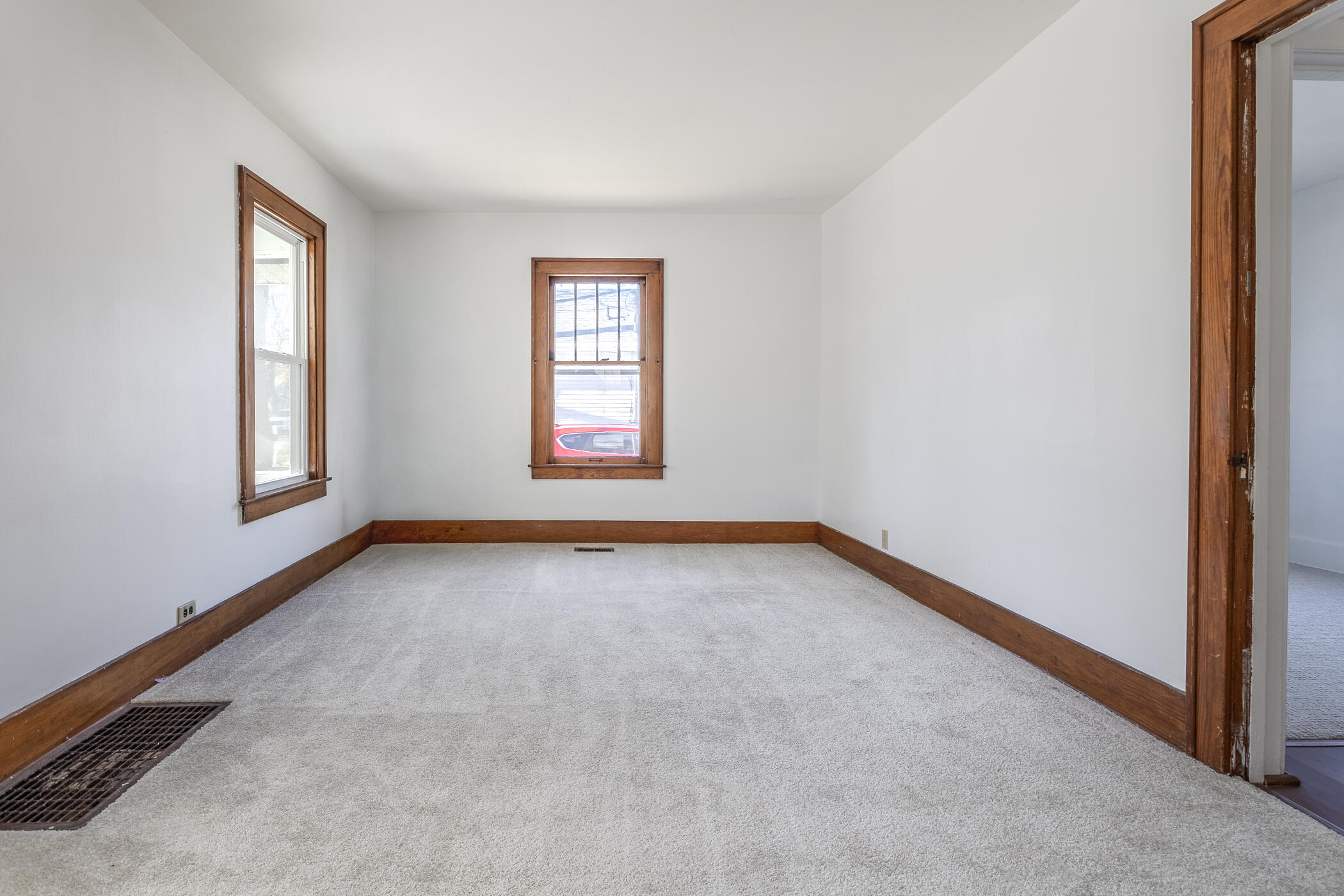 307 Ridgewood Street SE Grand Rapids MI 49548