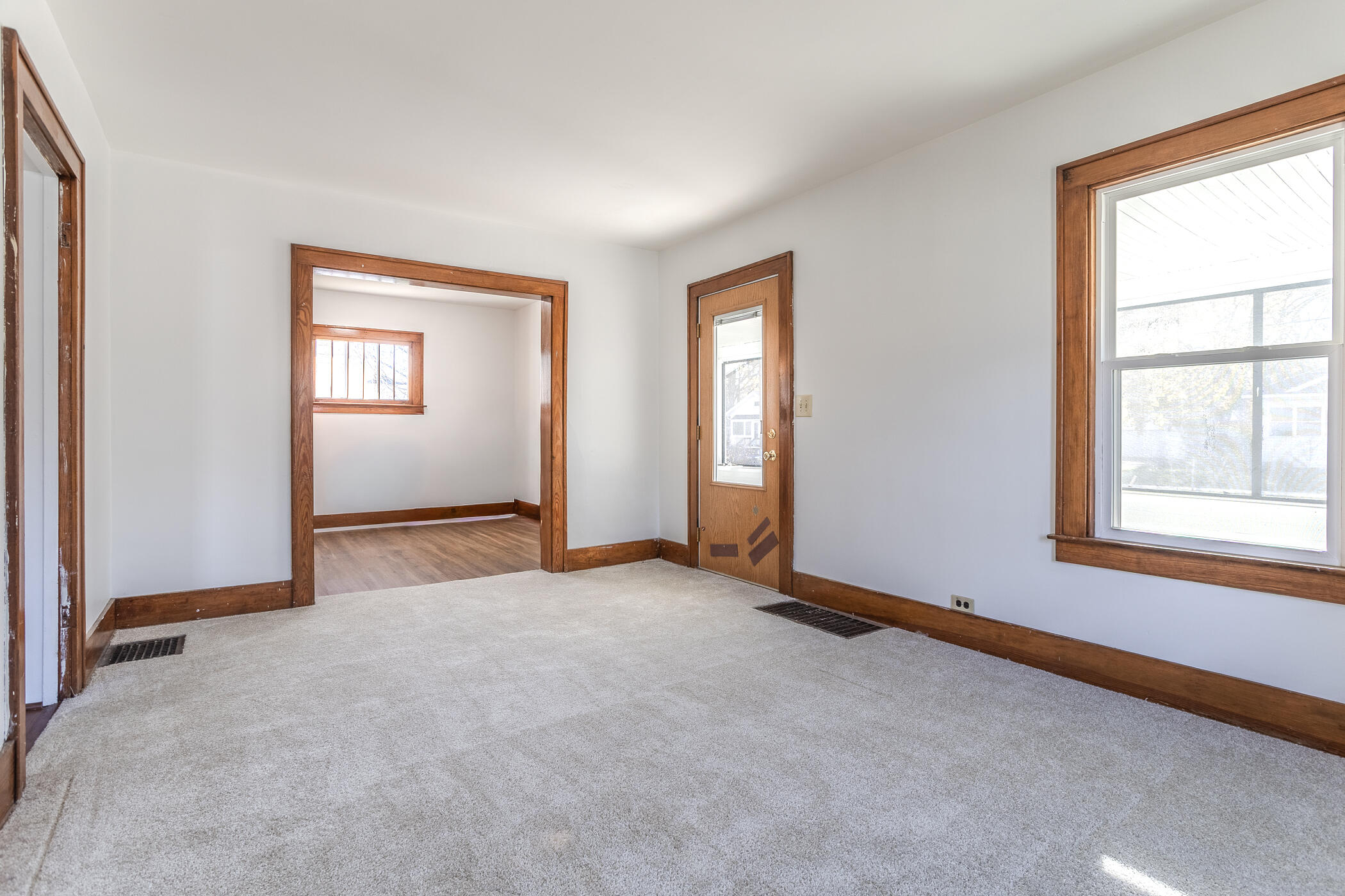307 Ridgewood Street SE Grand Rapids MI 49548