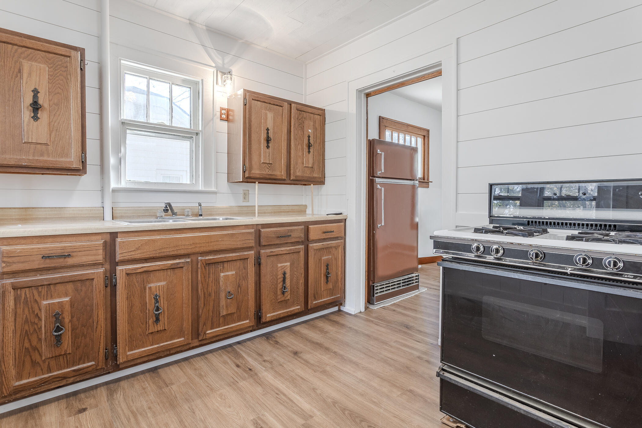 307 Ridgewood Street SE Grand Rapids MI 49548